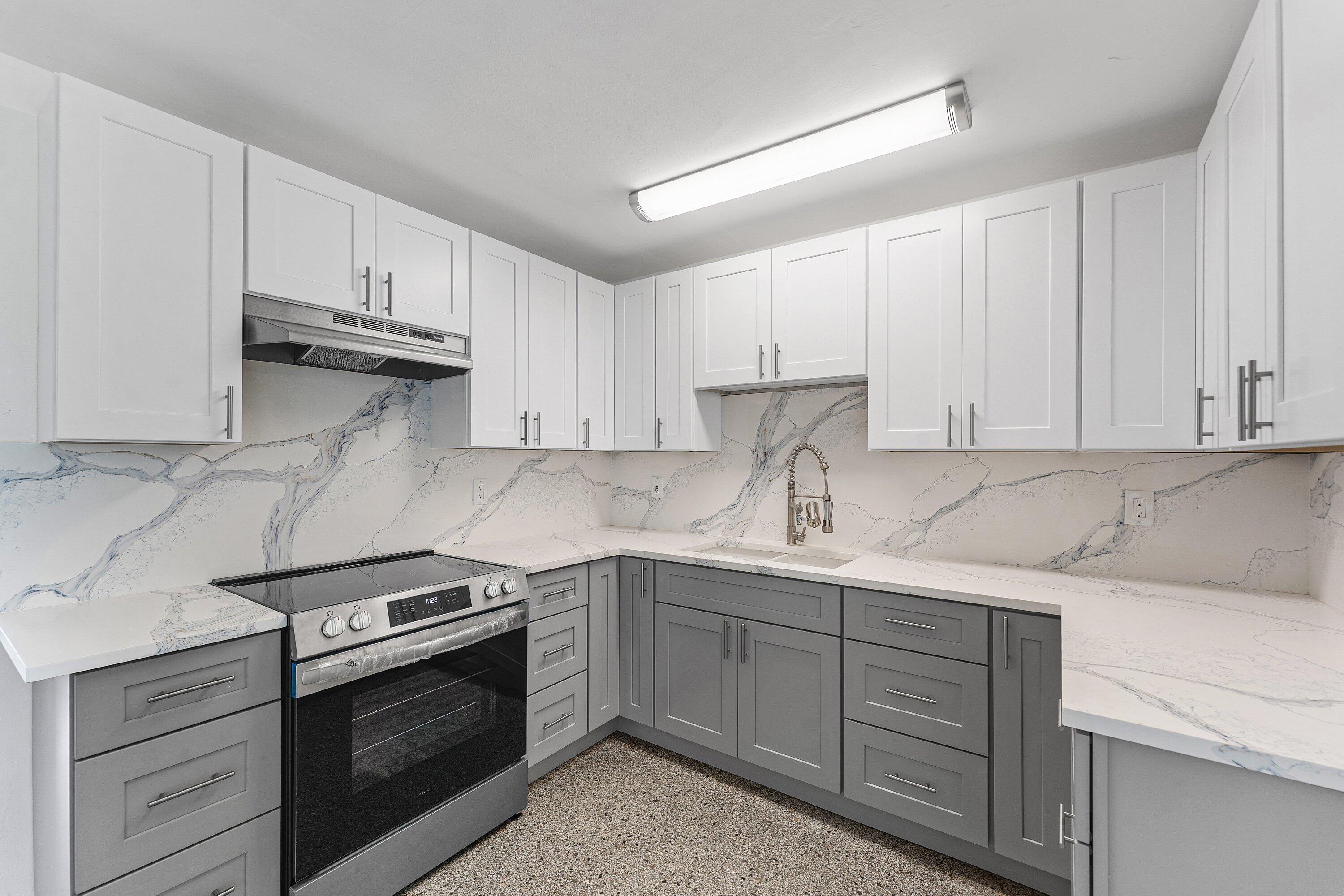 707 S Broadway, Lantana FL 33462