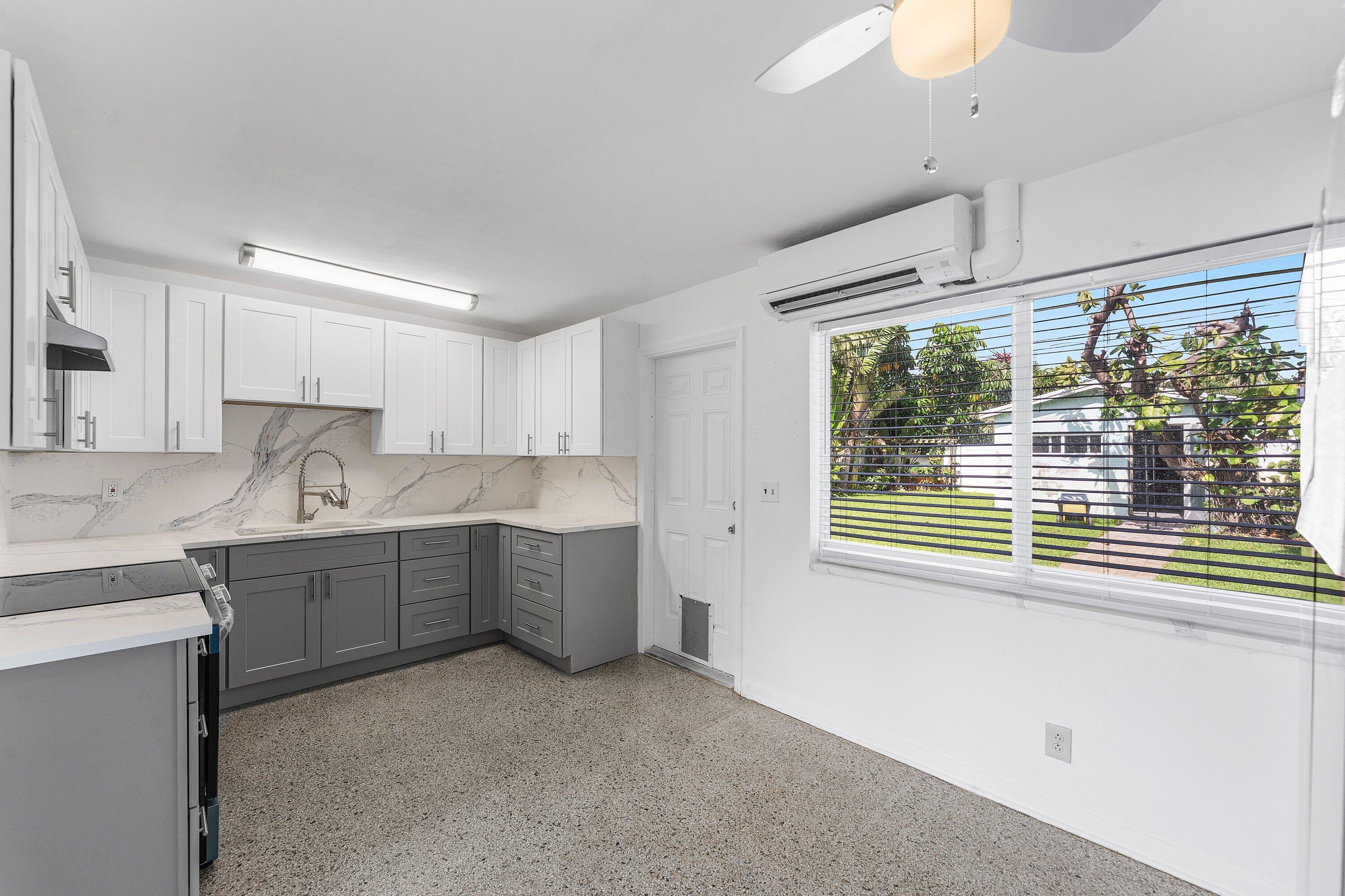 707 S Broadway, Lantana FL 33462