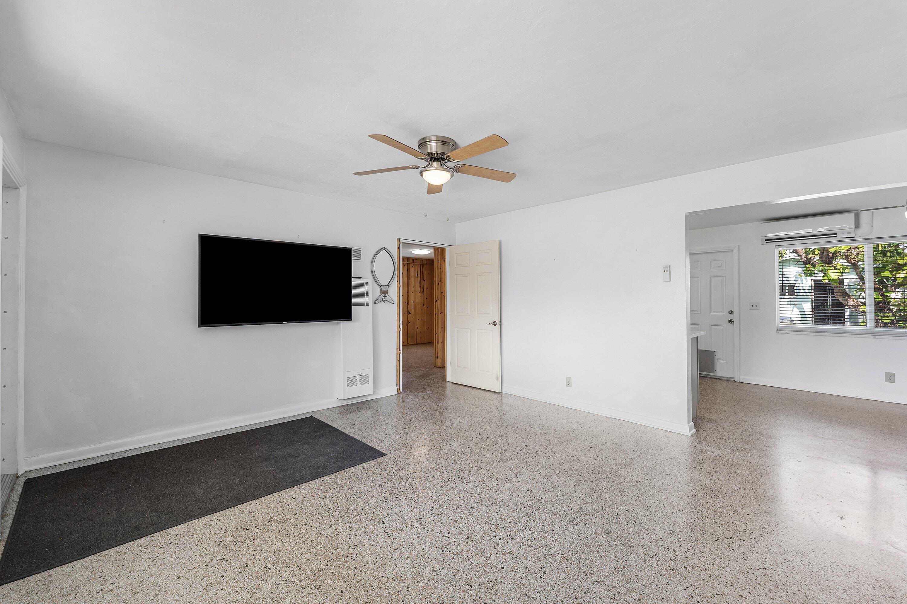 707 S Broadway, Lantana FL 33462