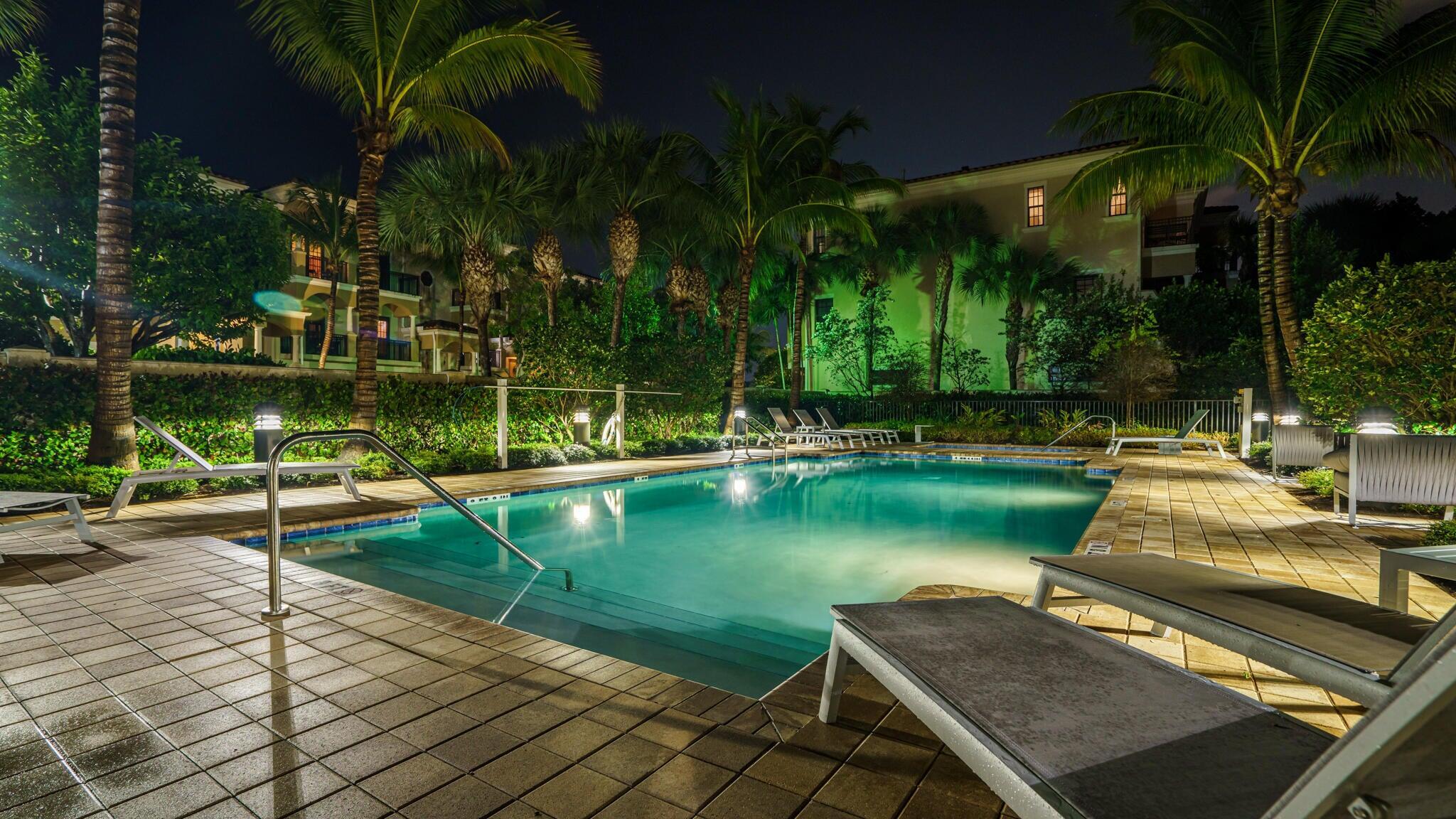 3770 County Line #C1, Tequesta FL 33469