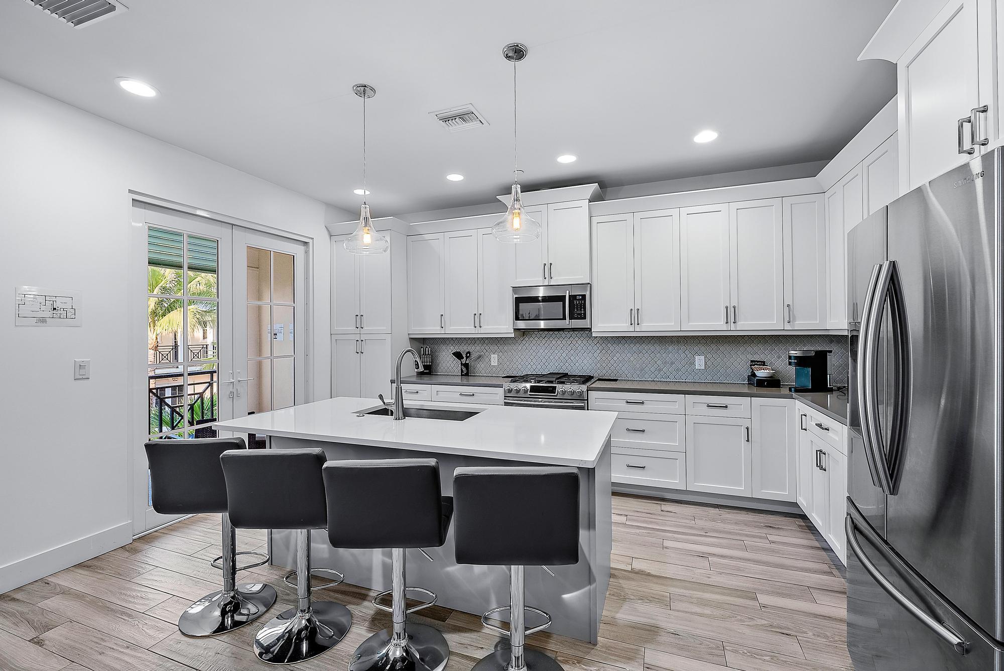 3770 County Line #C1, Tequesta FL 33469