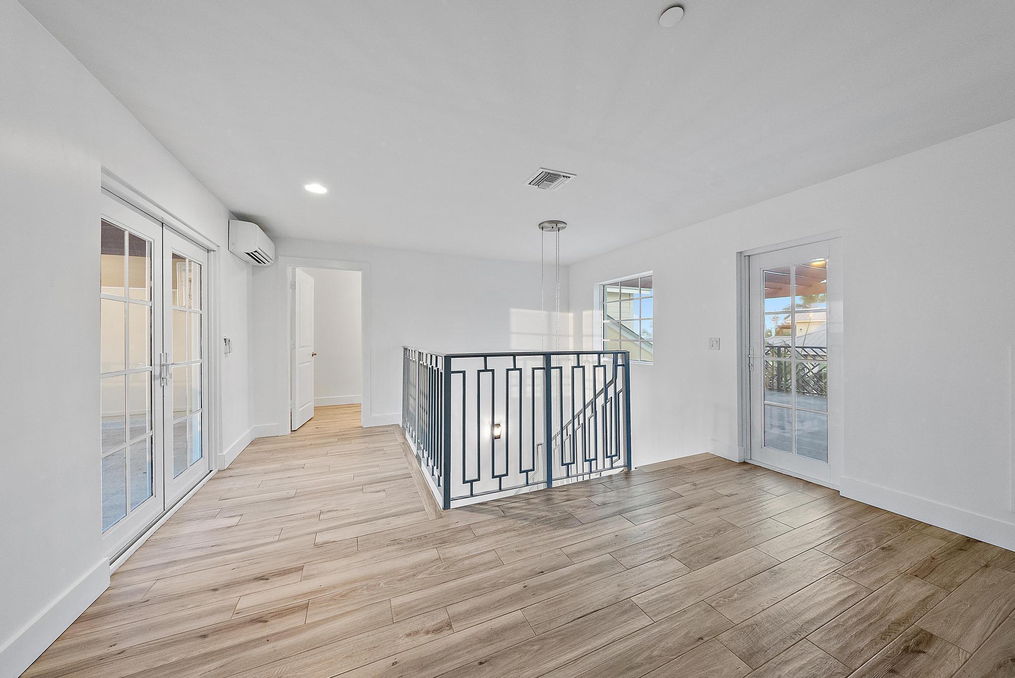 3770 County Line #C1, Tequesta FL 33469