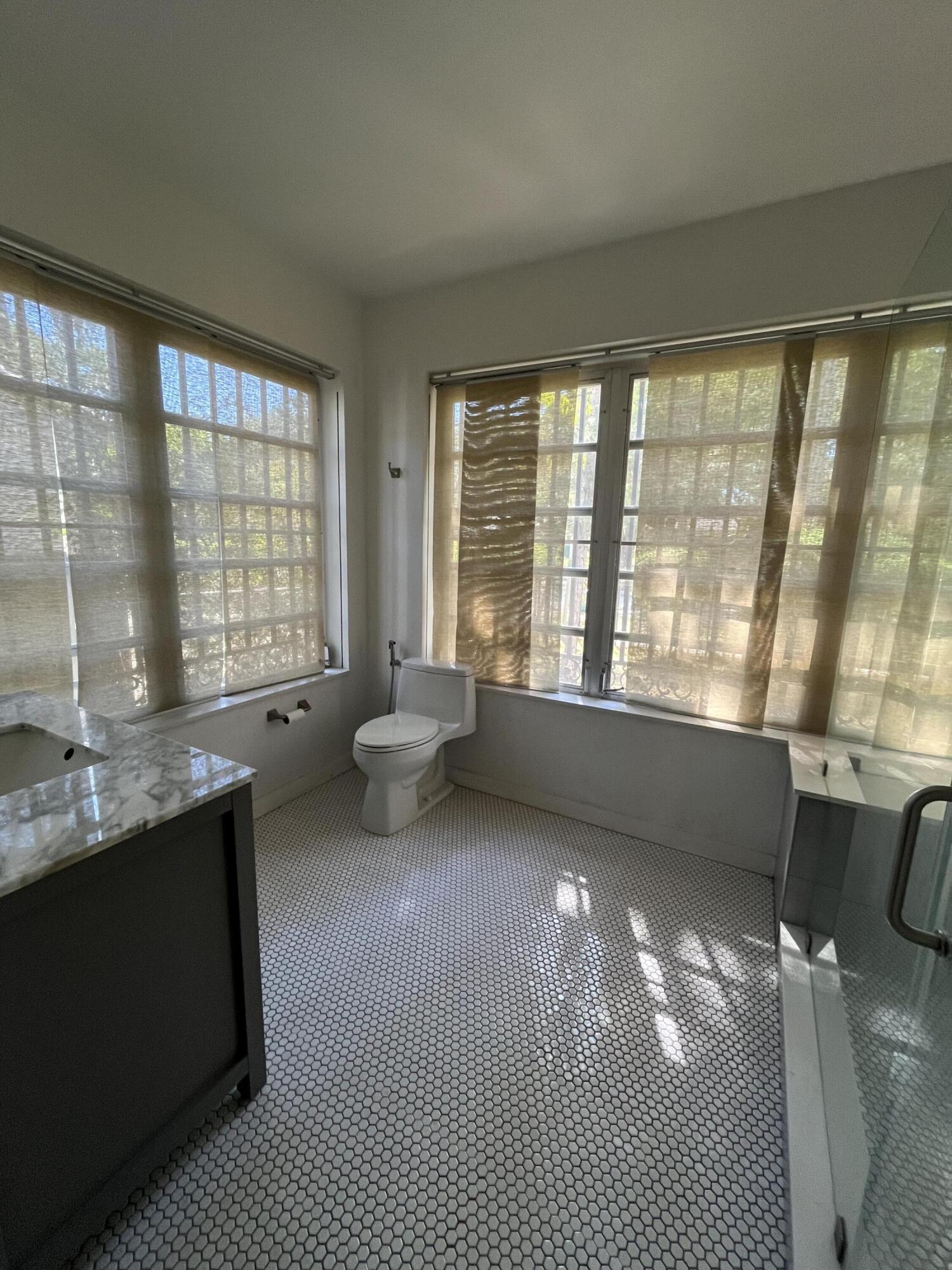 175 SW 25th, Miami FL 33129