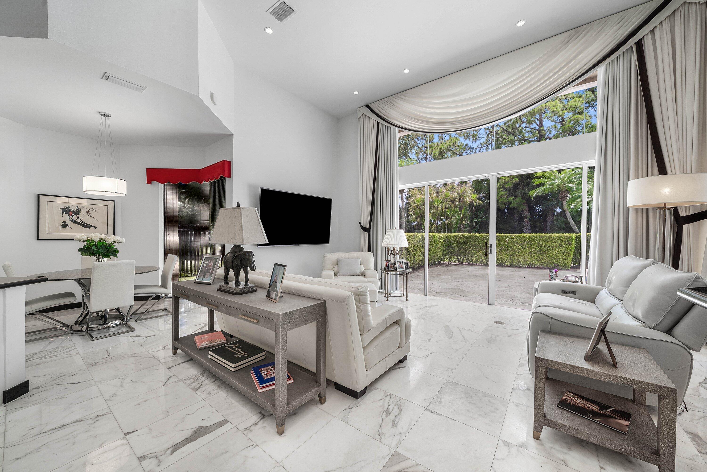 1697 Mayacoo Lakes, West Palm Beach FL 33411