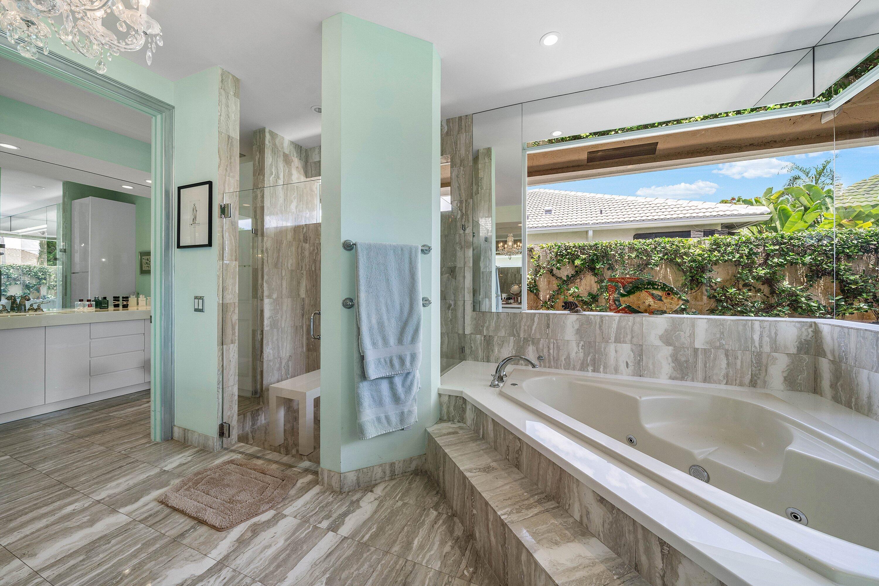 1697 Mayacoo Lakes, West Palm Beach FL 33411