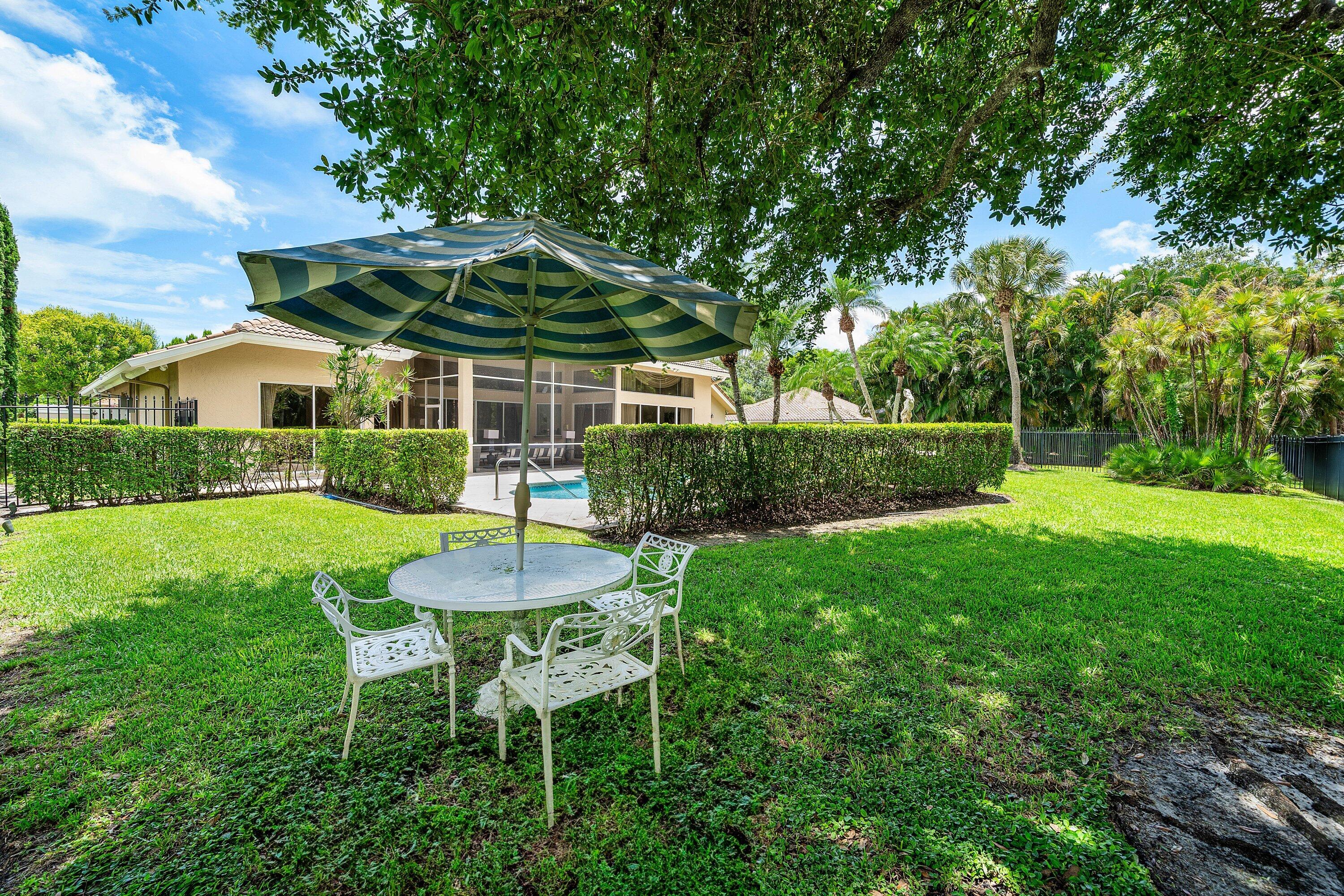 1697 Mayacoo Lakes, West Palm Beach FL 33411
