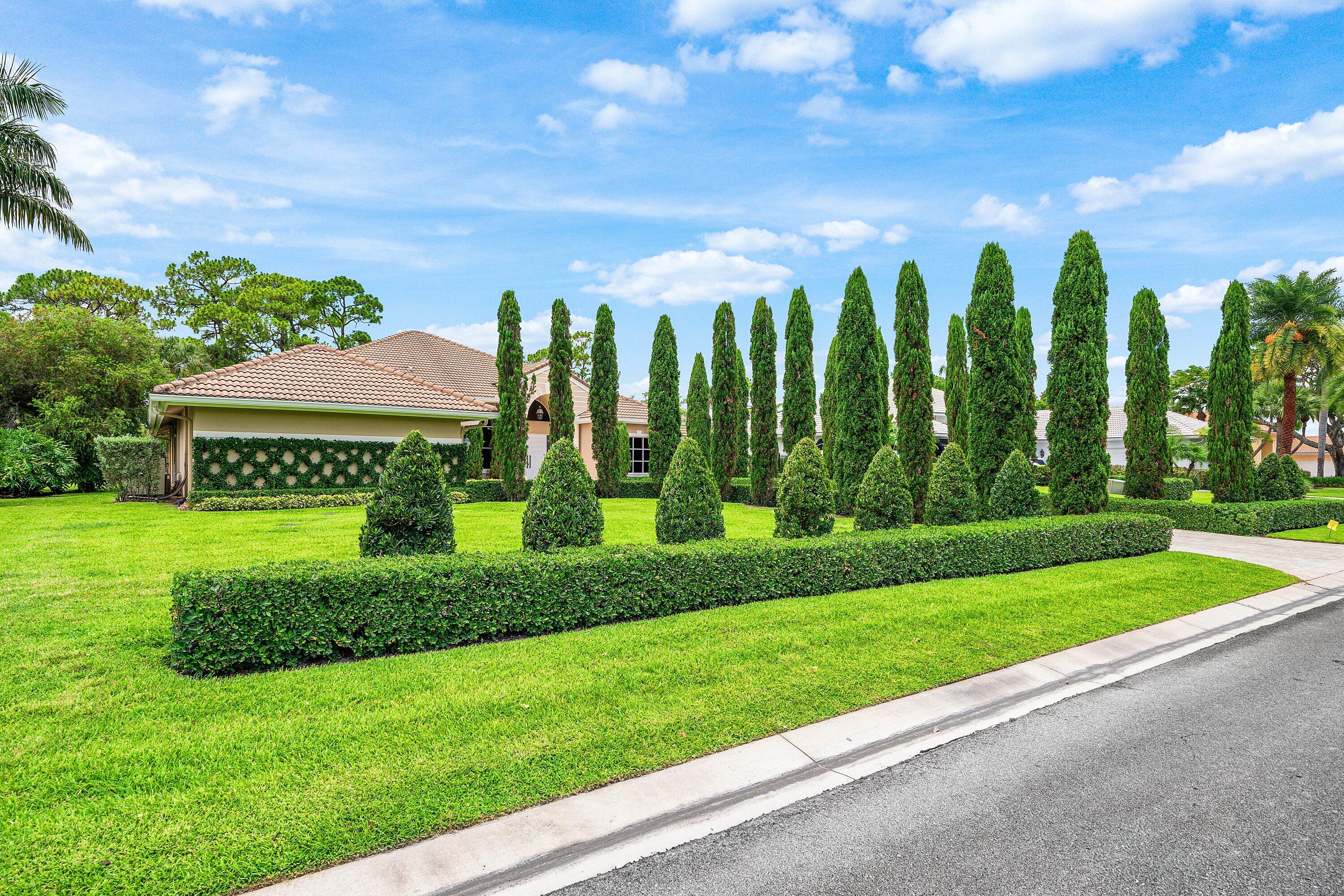 1697 Mayacoo Lakes, West Palm Beach FL 33411