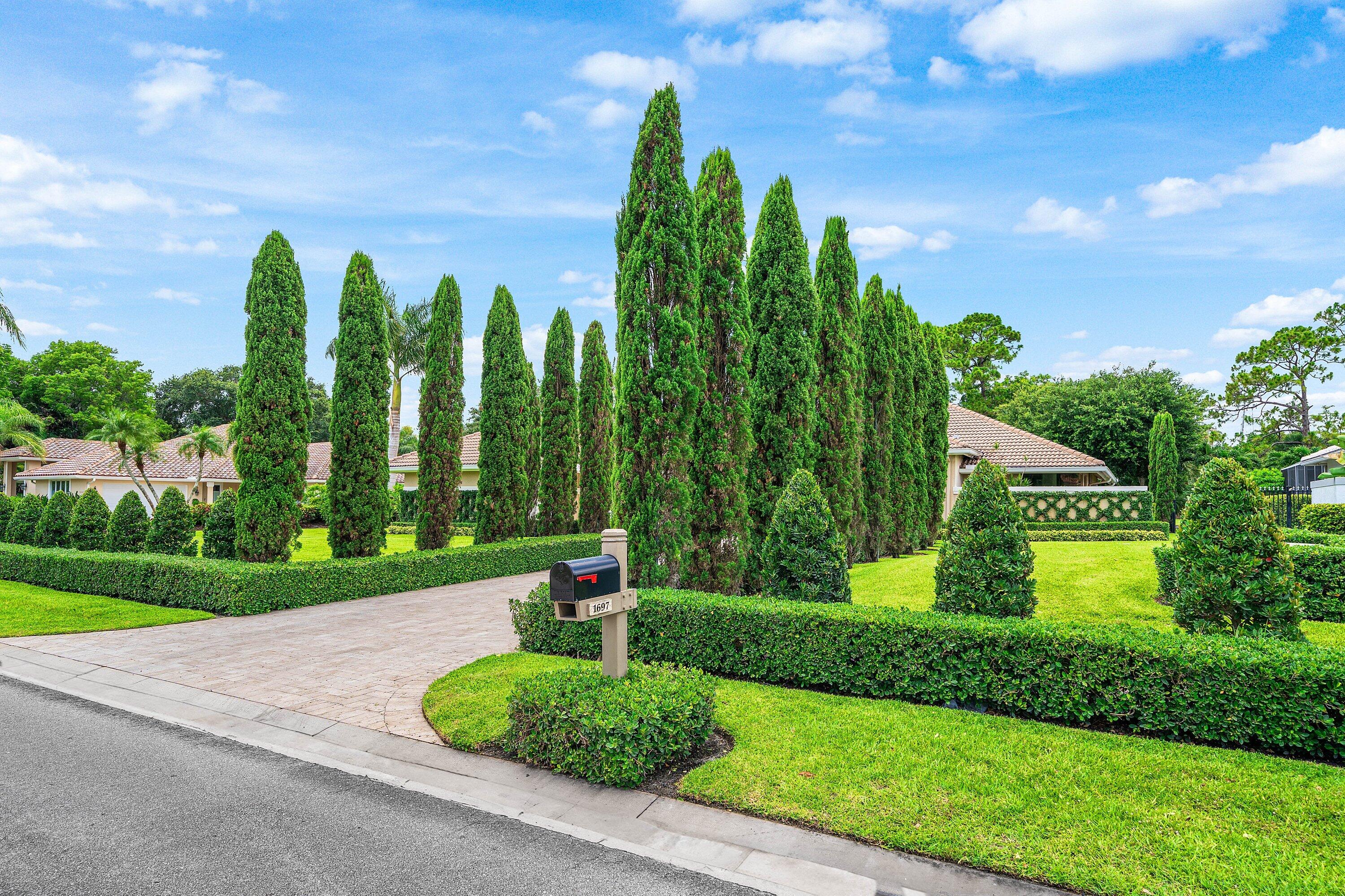 1697 Mayacoo Lakes, West Palm Beach FL 33411