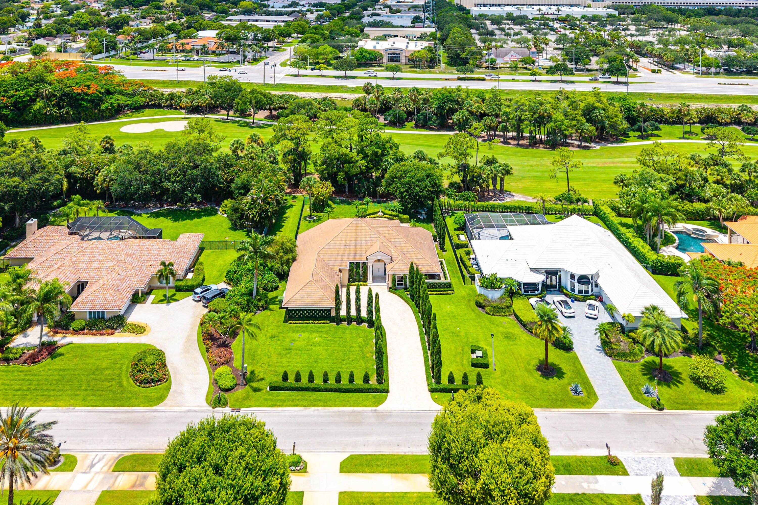 1697 Mayacoo Lakes, West Palm Beach FL 33411