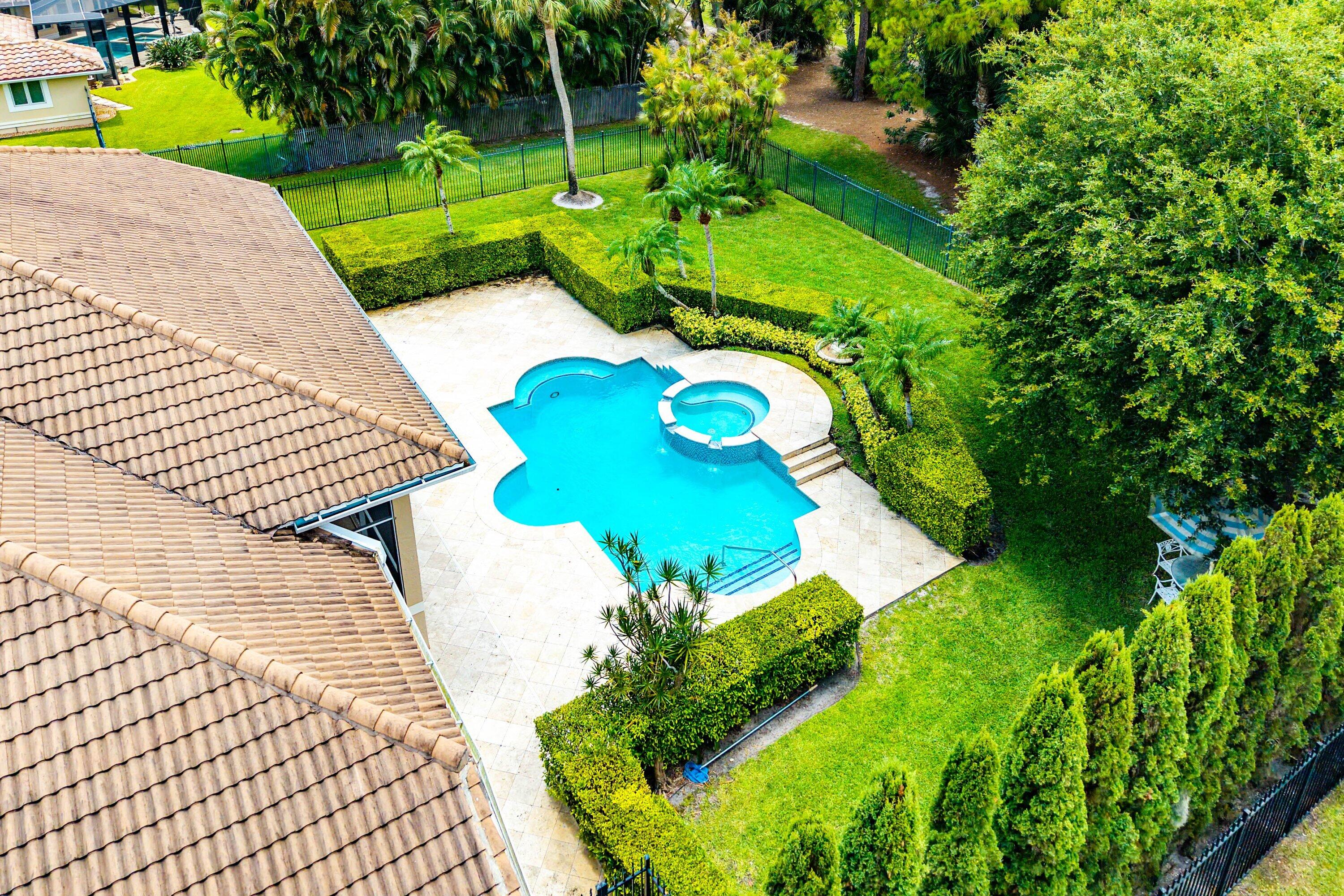 1697 Mayacoo Lakes, West Palm Beach FL 33411