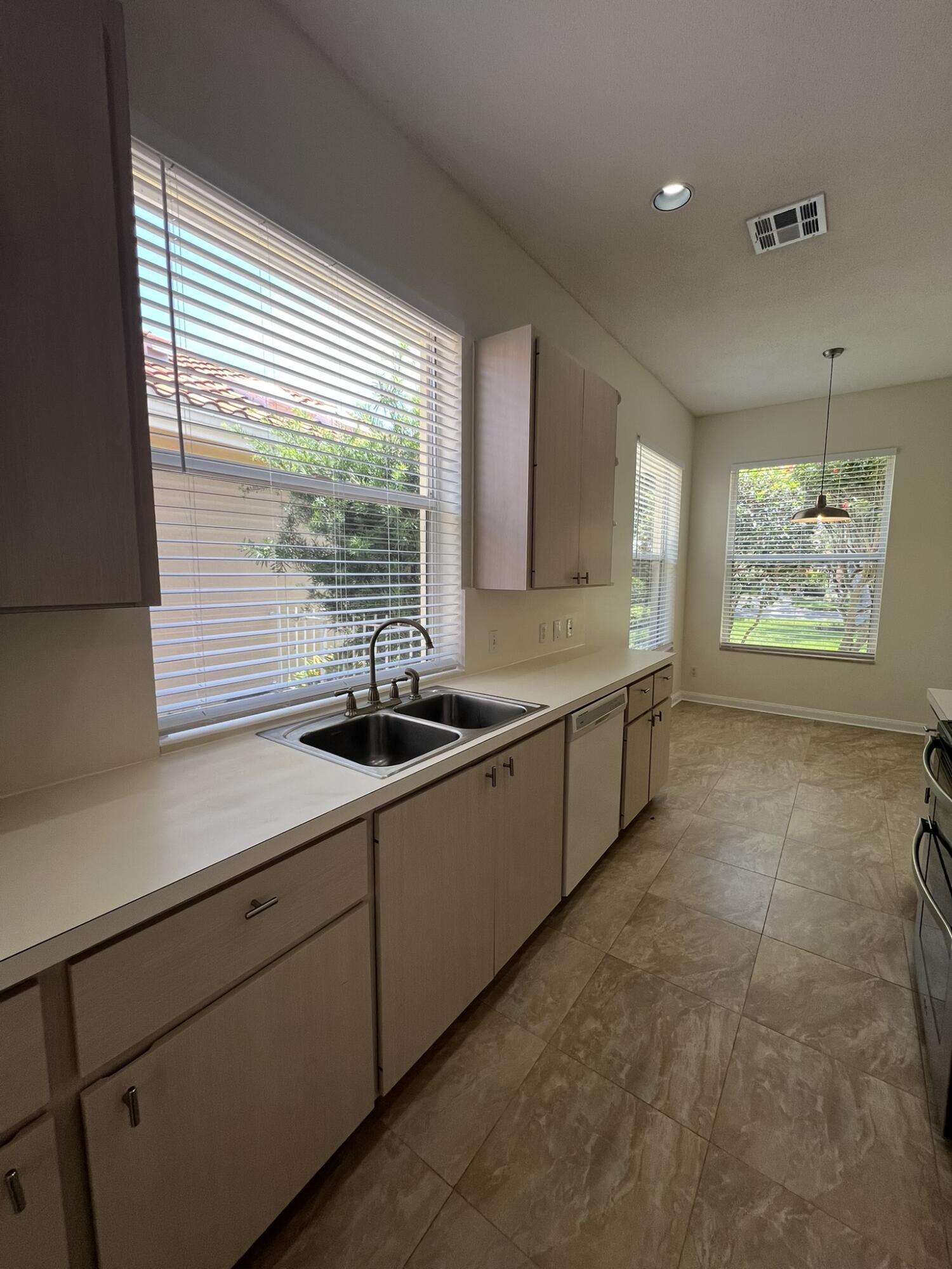 244 Hampton, Jupiter FL 33458
