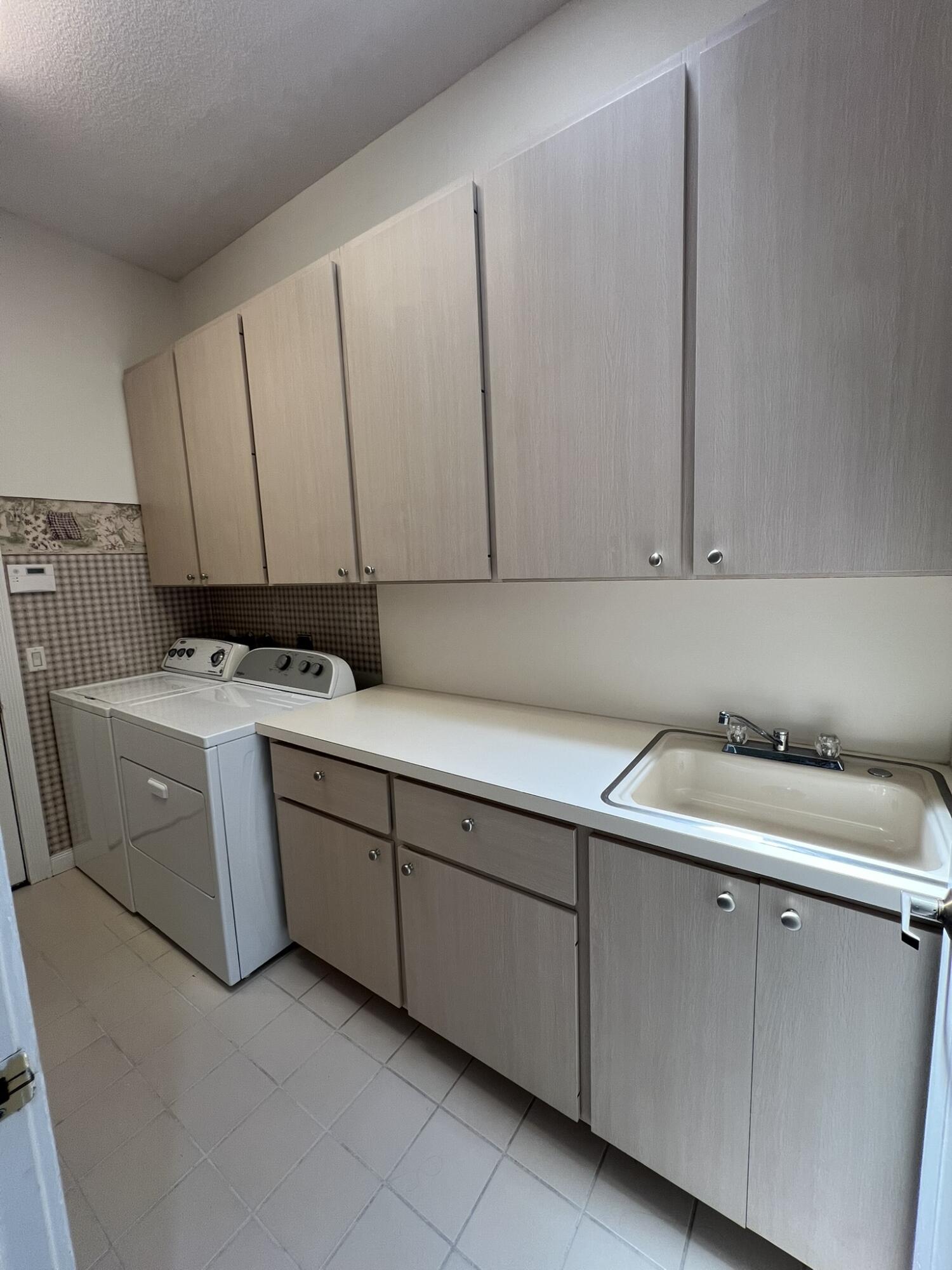 244 Hampton, Jupiter FL 33458