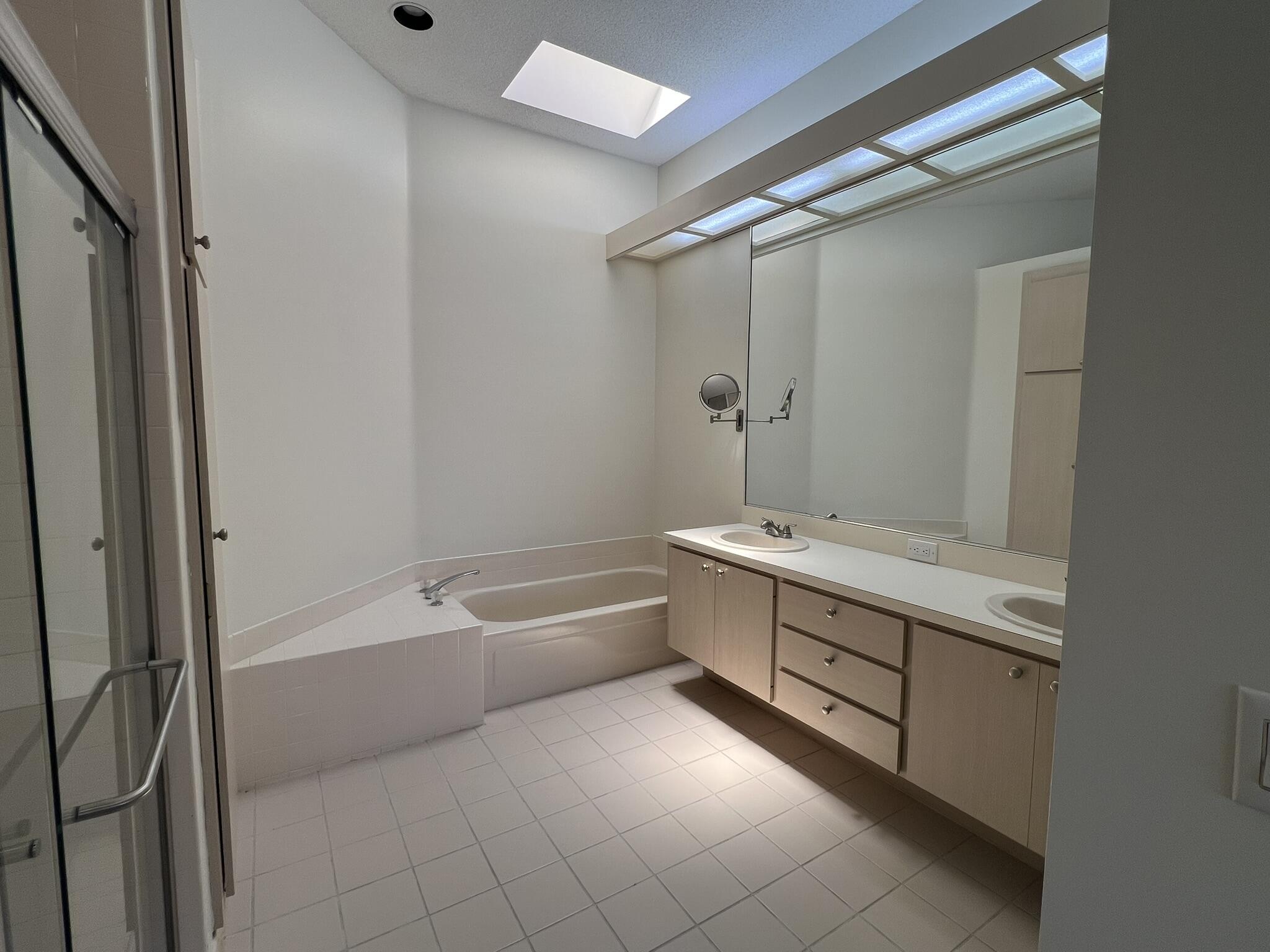 244 Hampton, Jupiter FL 33458