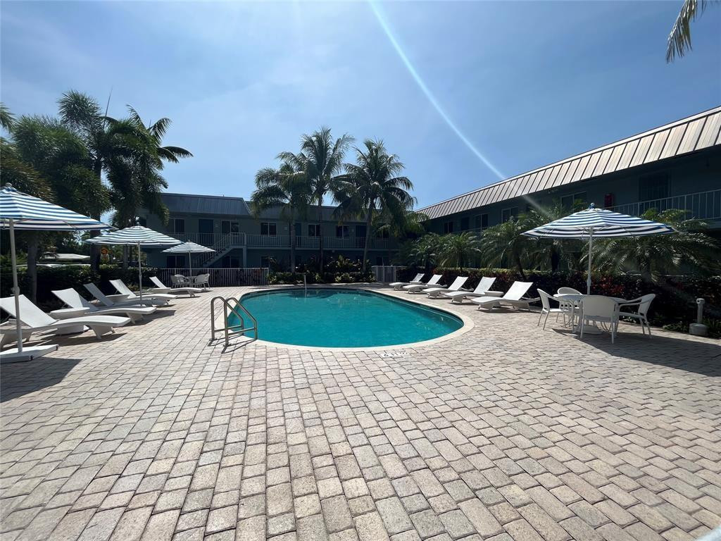 1460 NE 18th #104, Fort Lauderdale FL 33305