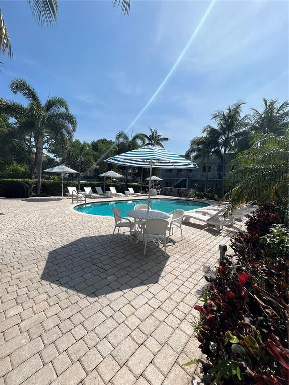 1460 NE 18th #104, Fort Lauderdale FL 33305