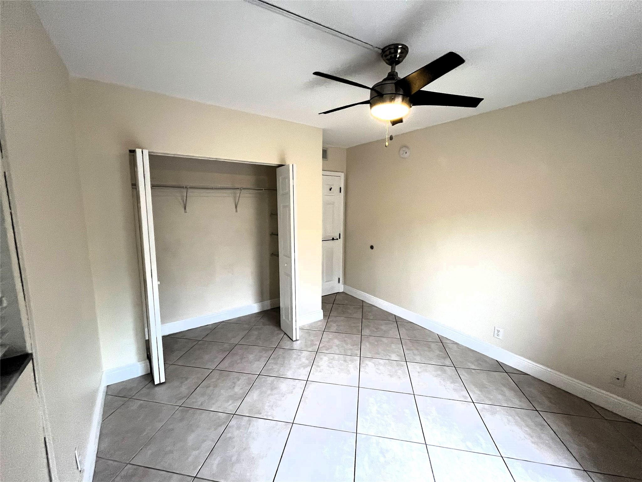1460 NE 18th #104, Fort Lauderdale FL 33305