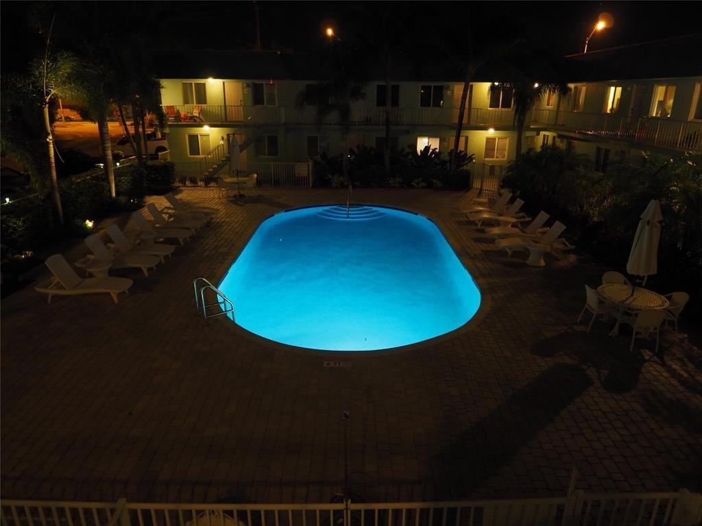 1460 NE 18th #104, Fort Lauderdale FL 33305