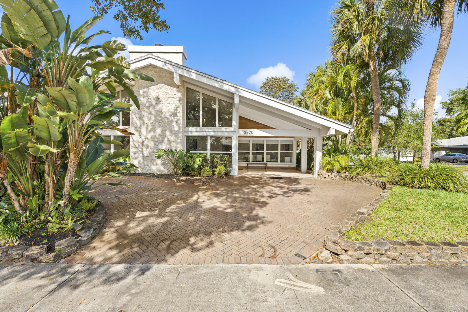 3870 N 31st, Hollywood FL 33021