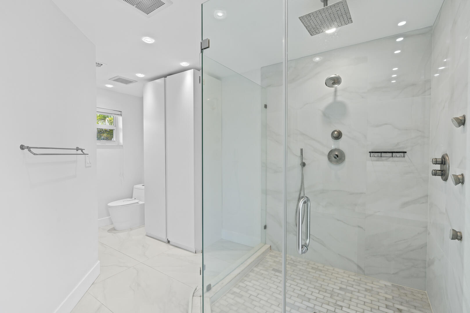 3870 N 31st, Hollywood FL 33021