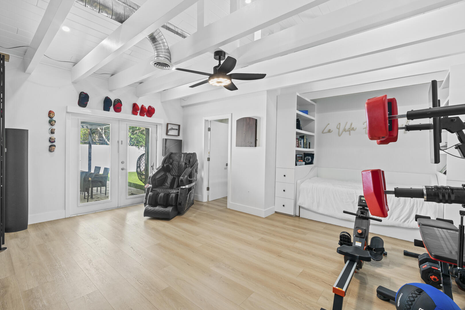 3870 N 31st, Hollywood FL 33021