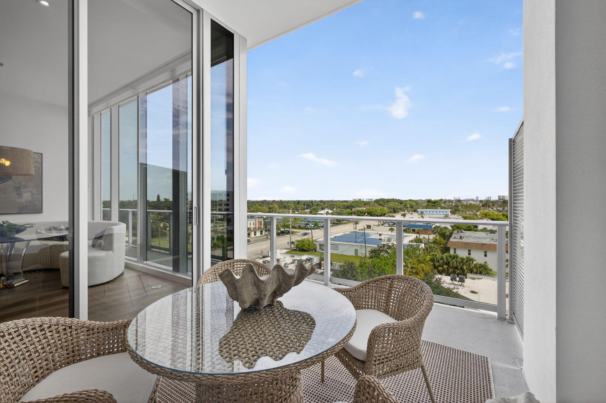 220 Lake Shore #613, Lake Park FL 33403