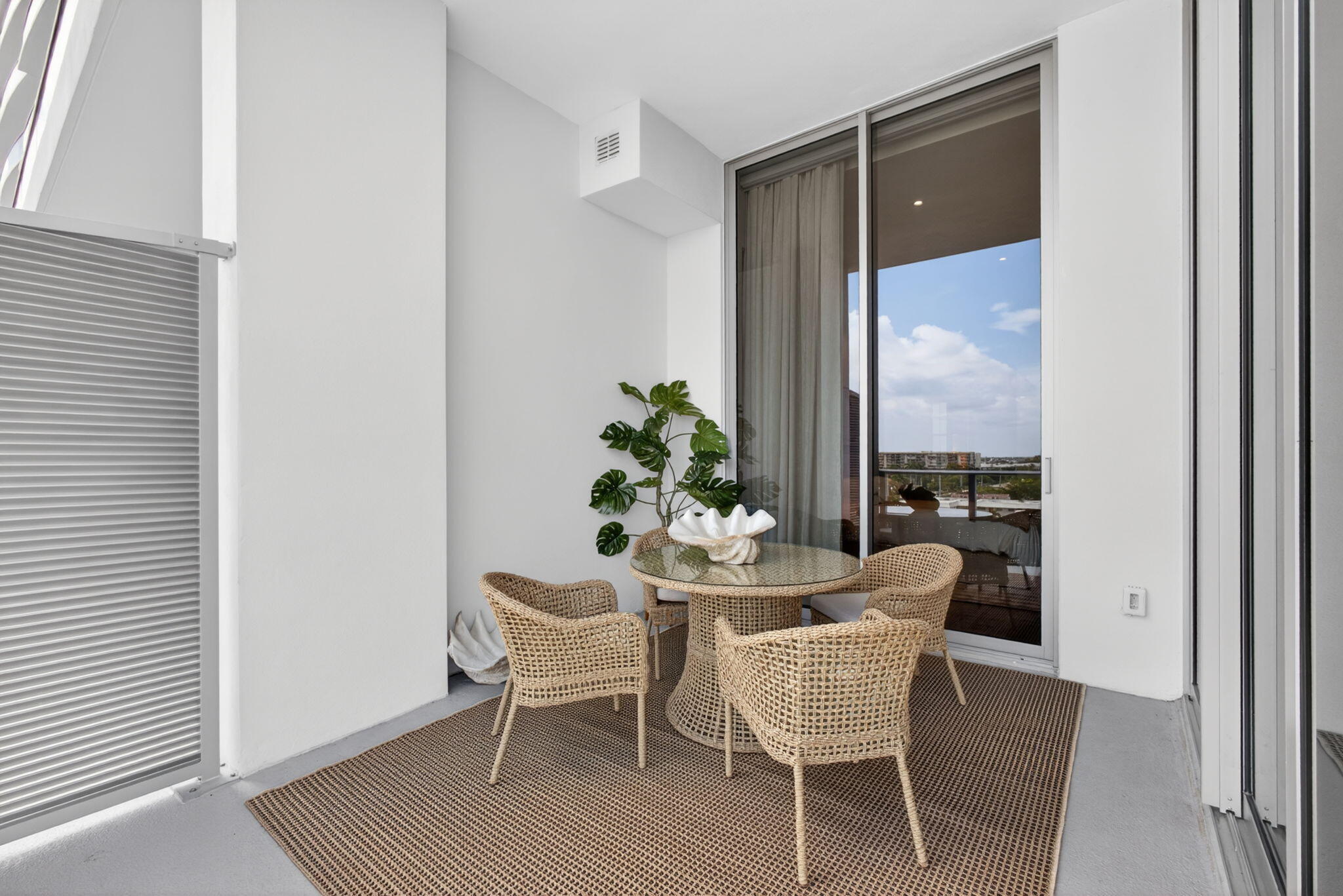220 Lake Shore #613, Lake Park FL 33403
