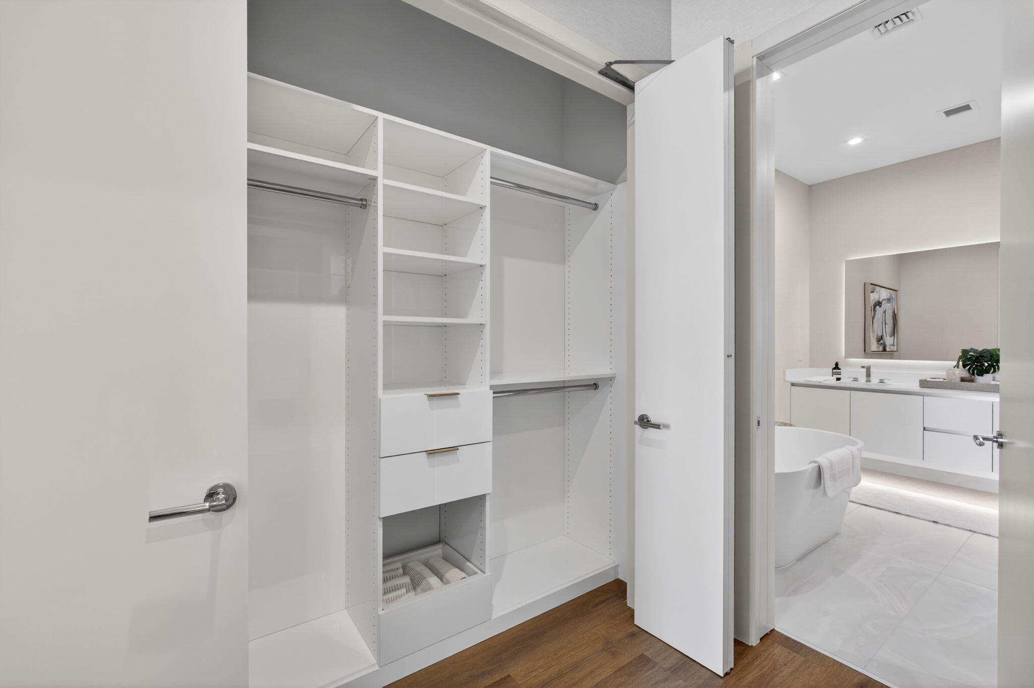 220 Lake Shore #613, Lake Park FL 33403