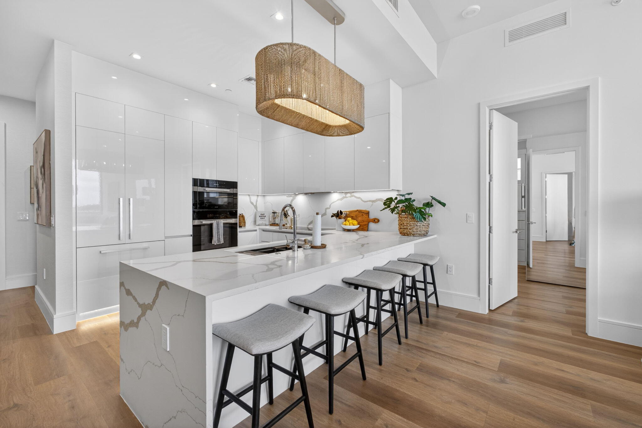 220 Lake Shore #613, Lake Park FL 33403