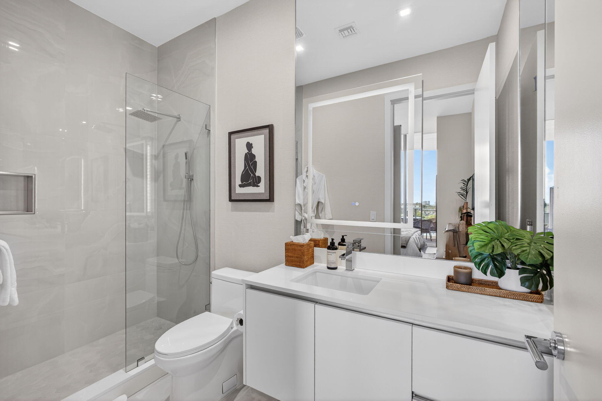 220 Lake Shore #613, Lake Park FL 33403