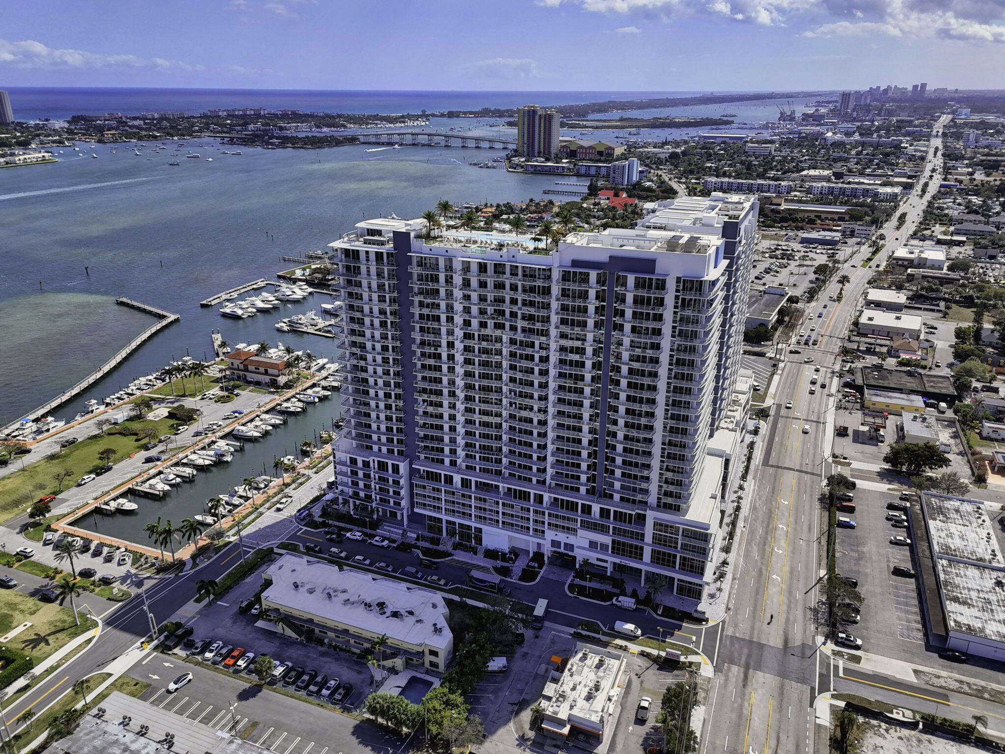 220 Lake Shore #613, Lake Park FL 33403