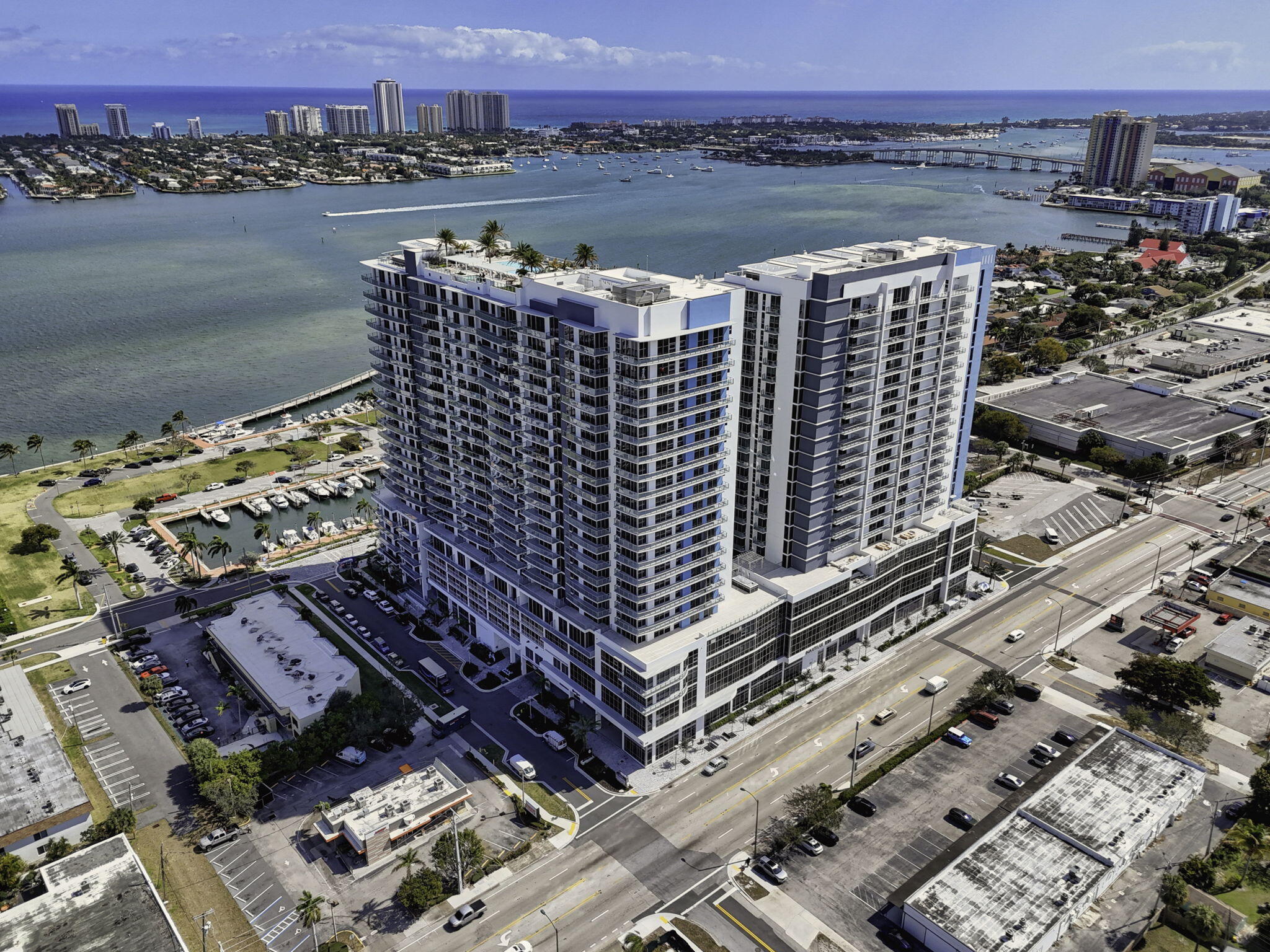 220 Lake Shore #613, Lake Park FL 33403