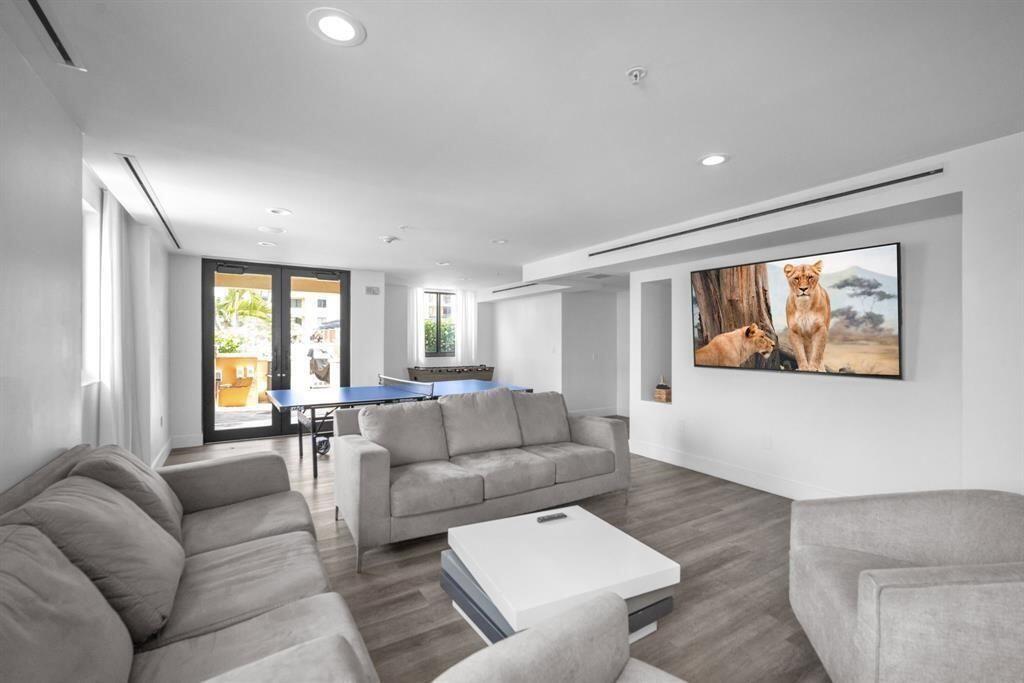 110 N Federal #918, Fort Lauderdale FL 33301