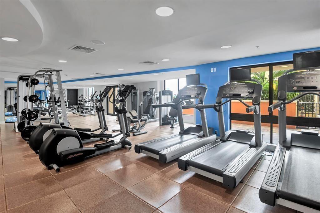 110 N Federal #918, Fort Lauderdale FL 33301