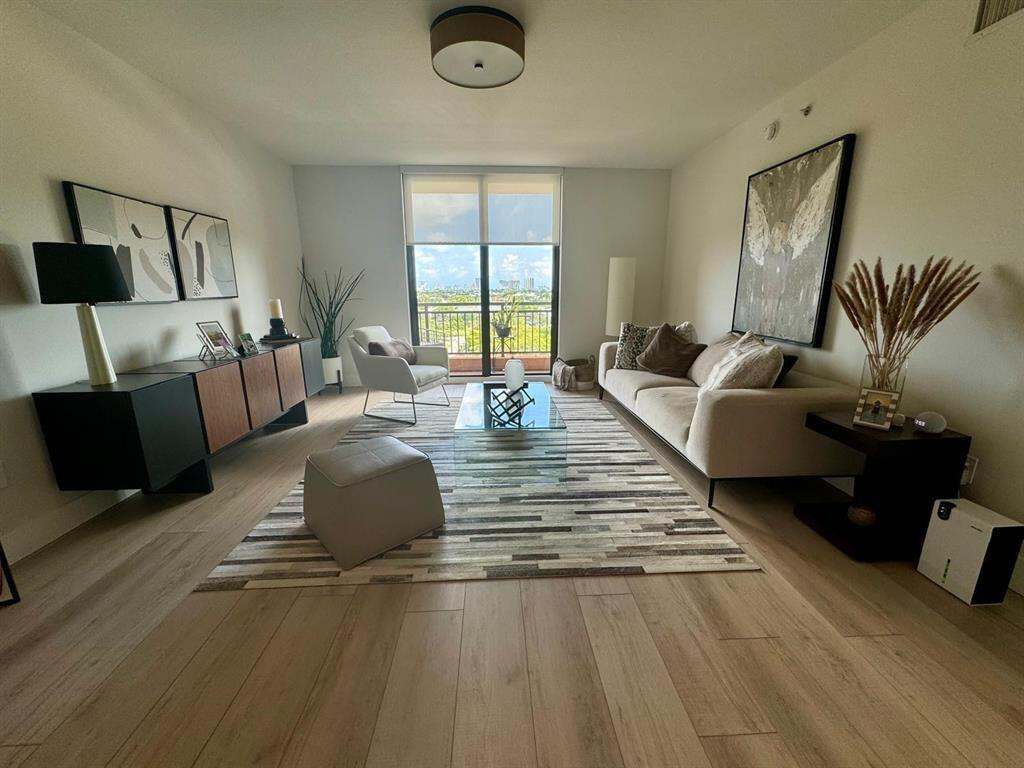 110 N Federal #918, Fort Lauderdale FL 33301