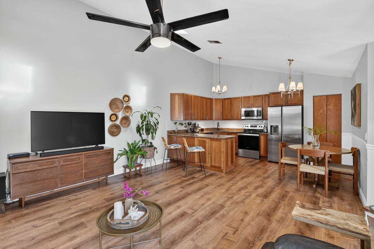 5378 Eagle Lake, Palm Beach Gardens FL 33418