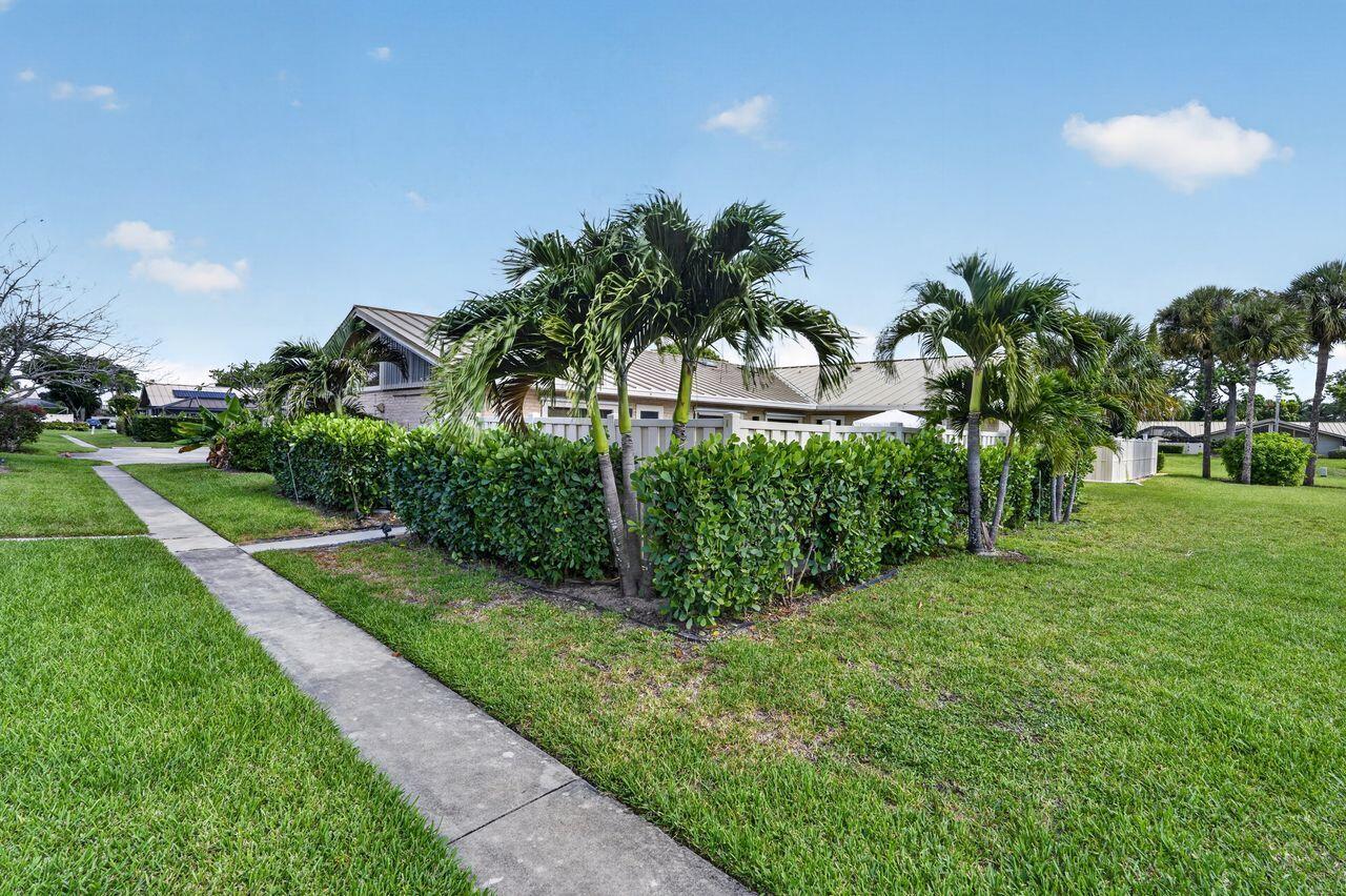 5378 Eagle Lake, Palm Beach Gardens FL 33418