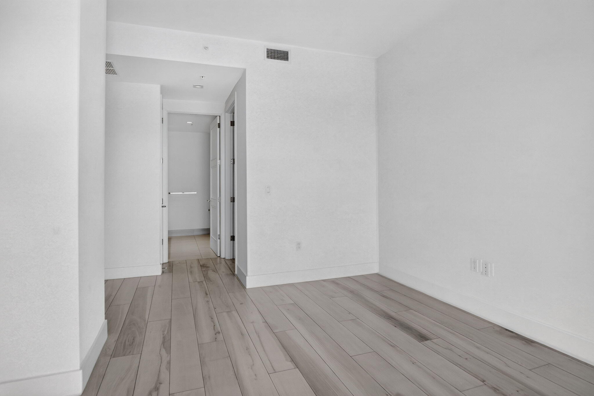 155 E Boca Raton #1019, Boca Raton FL 33432