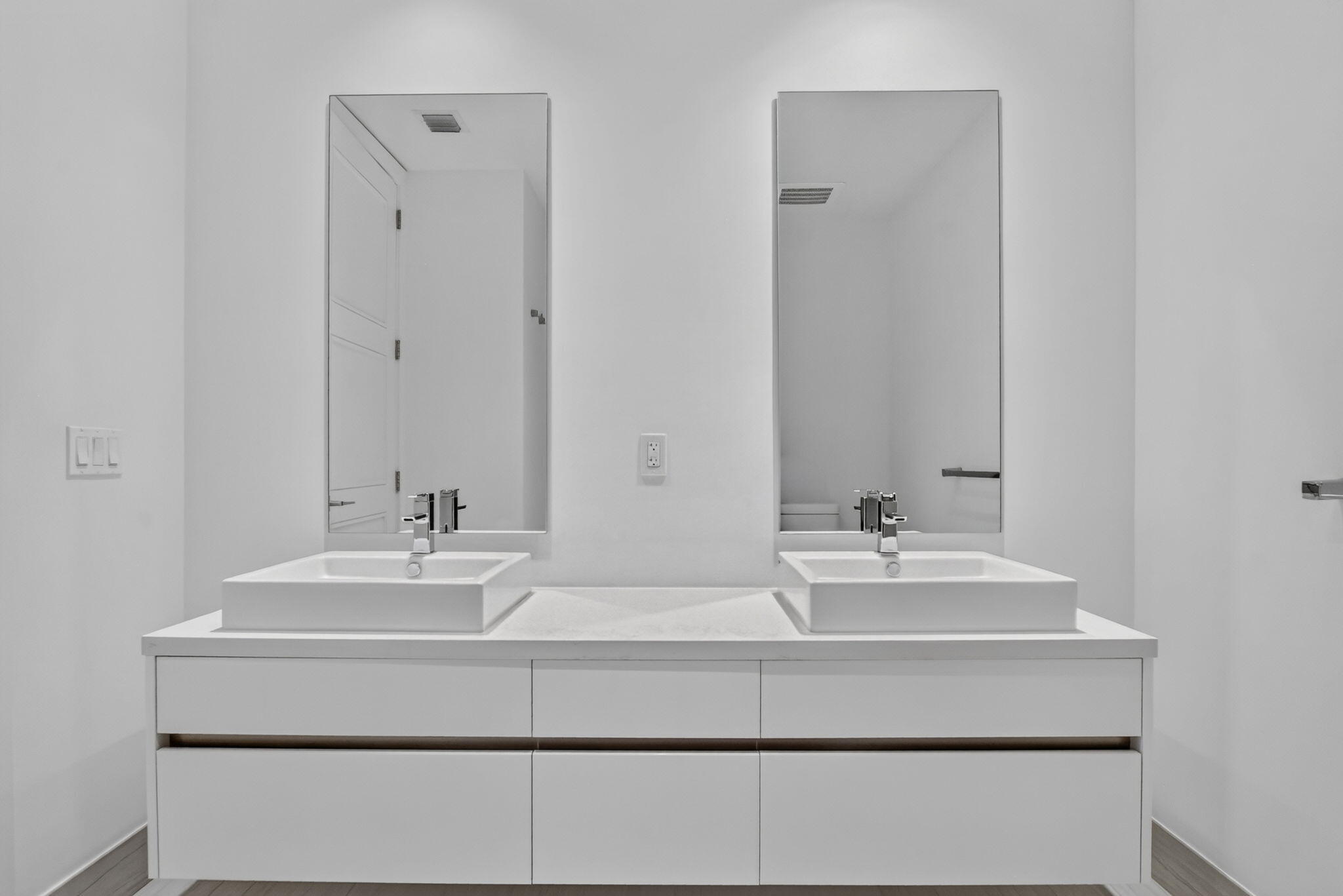 155 E Boca Raton #1019, Boca Raton FL 33432