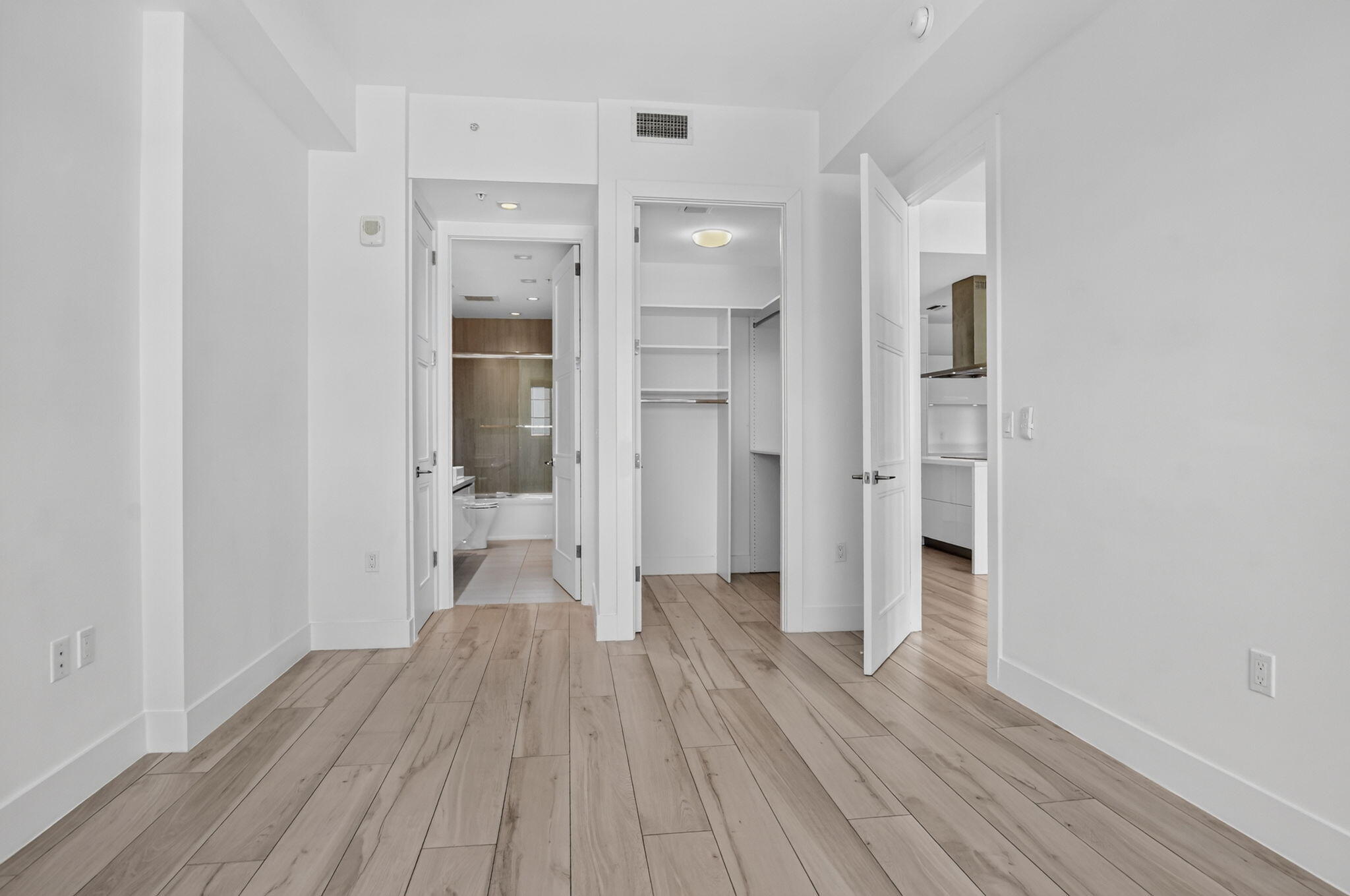 155 E Boca Raton #1019, Boca Raton FL 33432