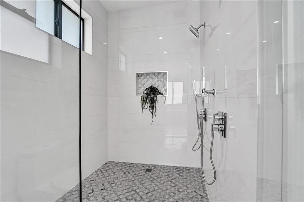1211 SE 1st, Fort Lauderdale FL 33301