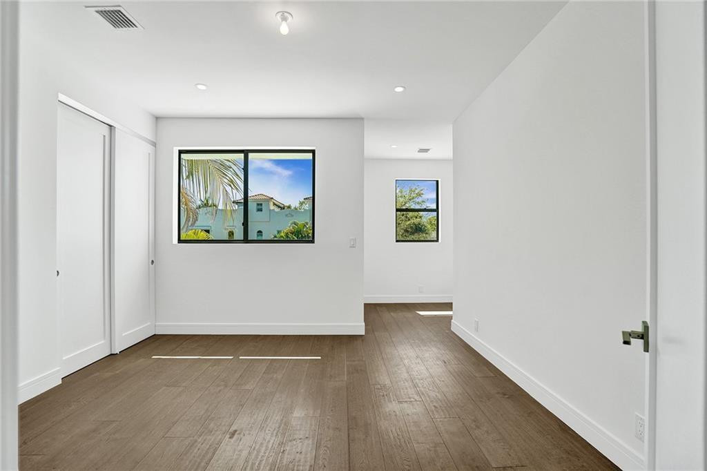 1211 SE 1st, Fort Lauderdale FL 33301