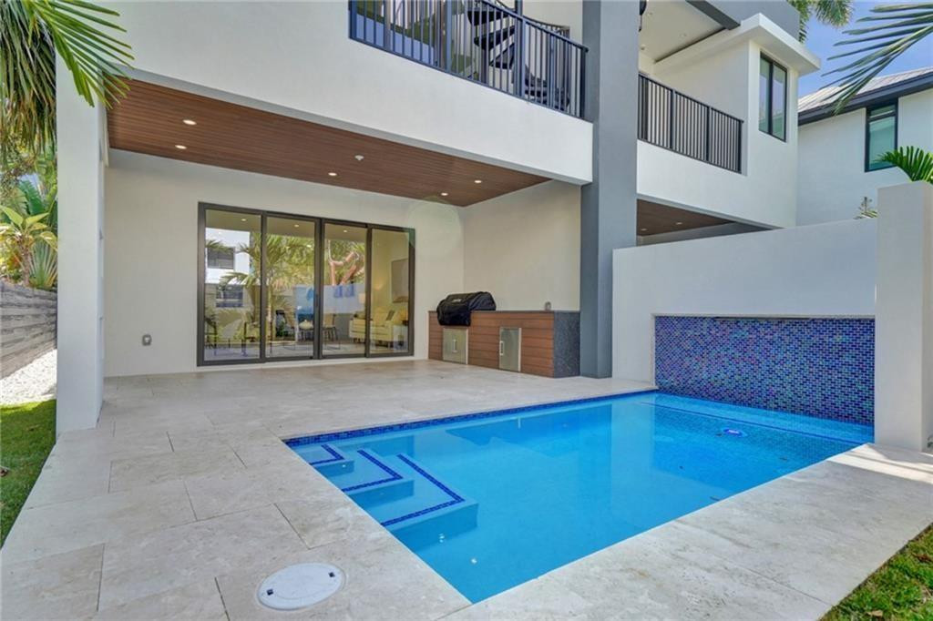 1211 SE 1st, Fort Lauderdale FL 33301