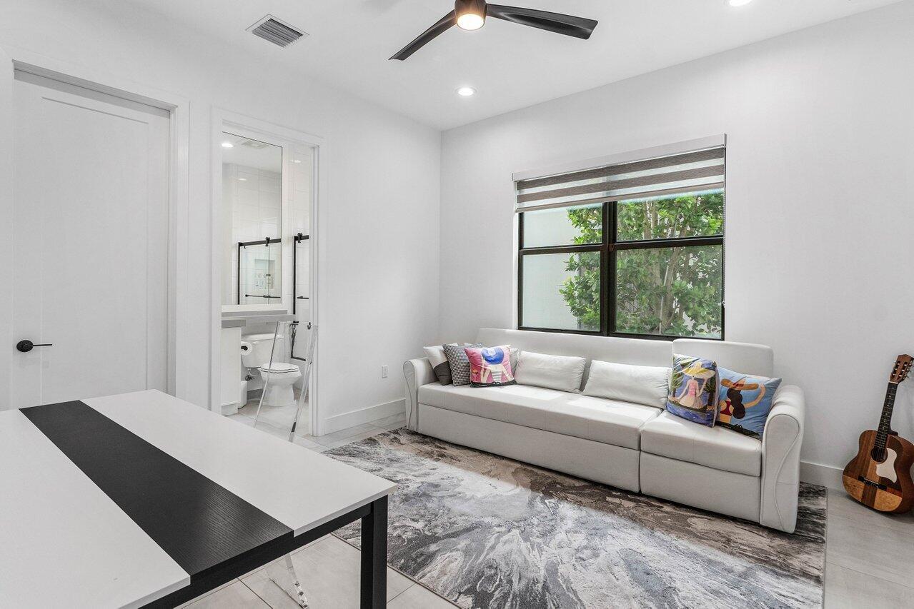 8568 Dream Falls, Boca Raton FL 33496