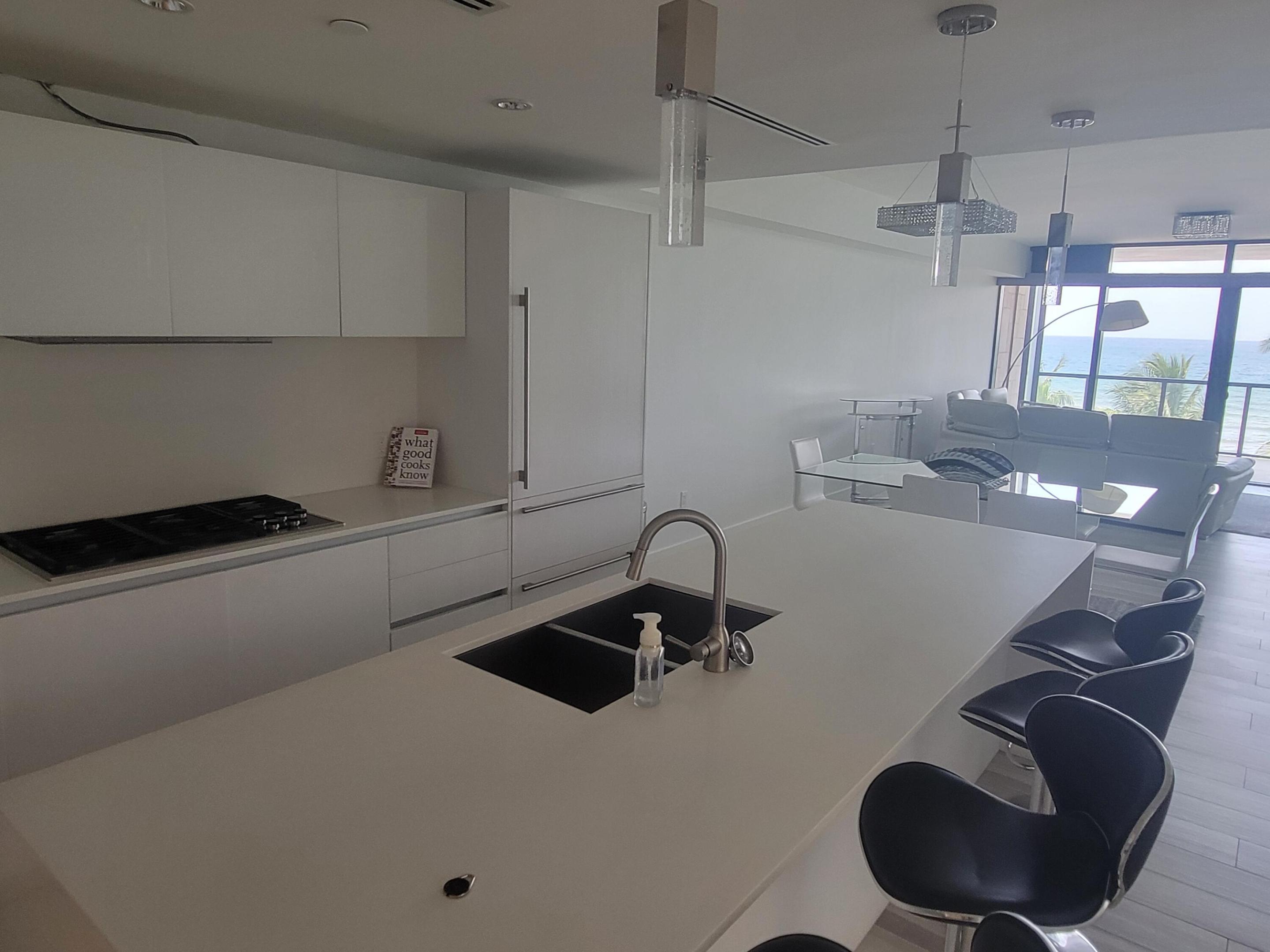 2101 S Surf #Phe, Hollywood FL 33019