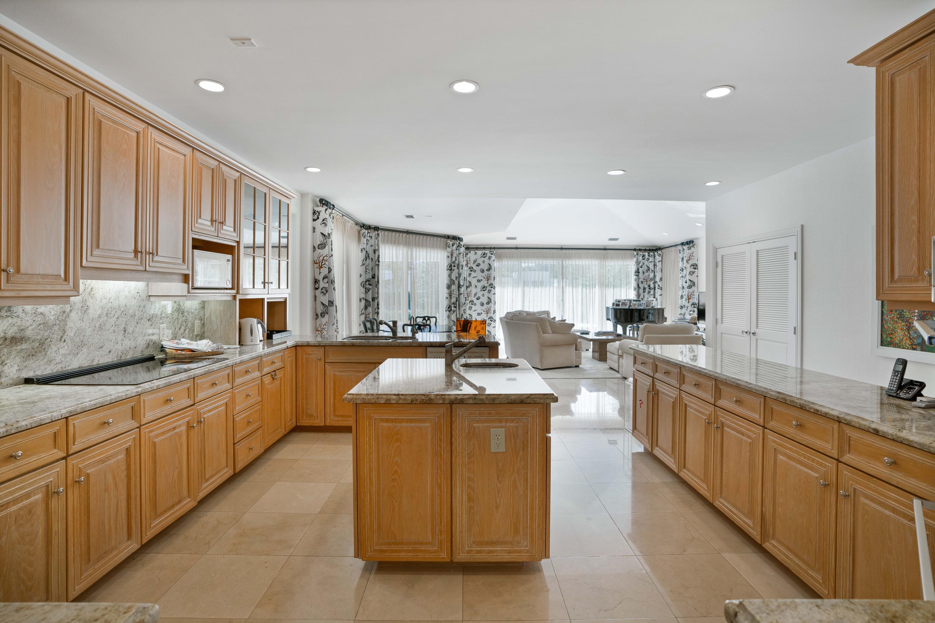 351 Eagle, Jupiter FL 33477