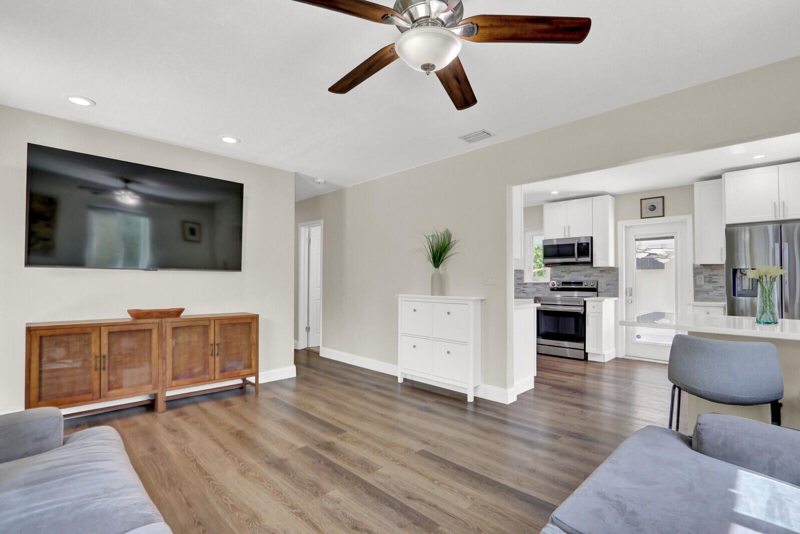 222 Bayberry, Lake Park FL 33403