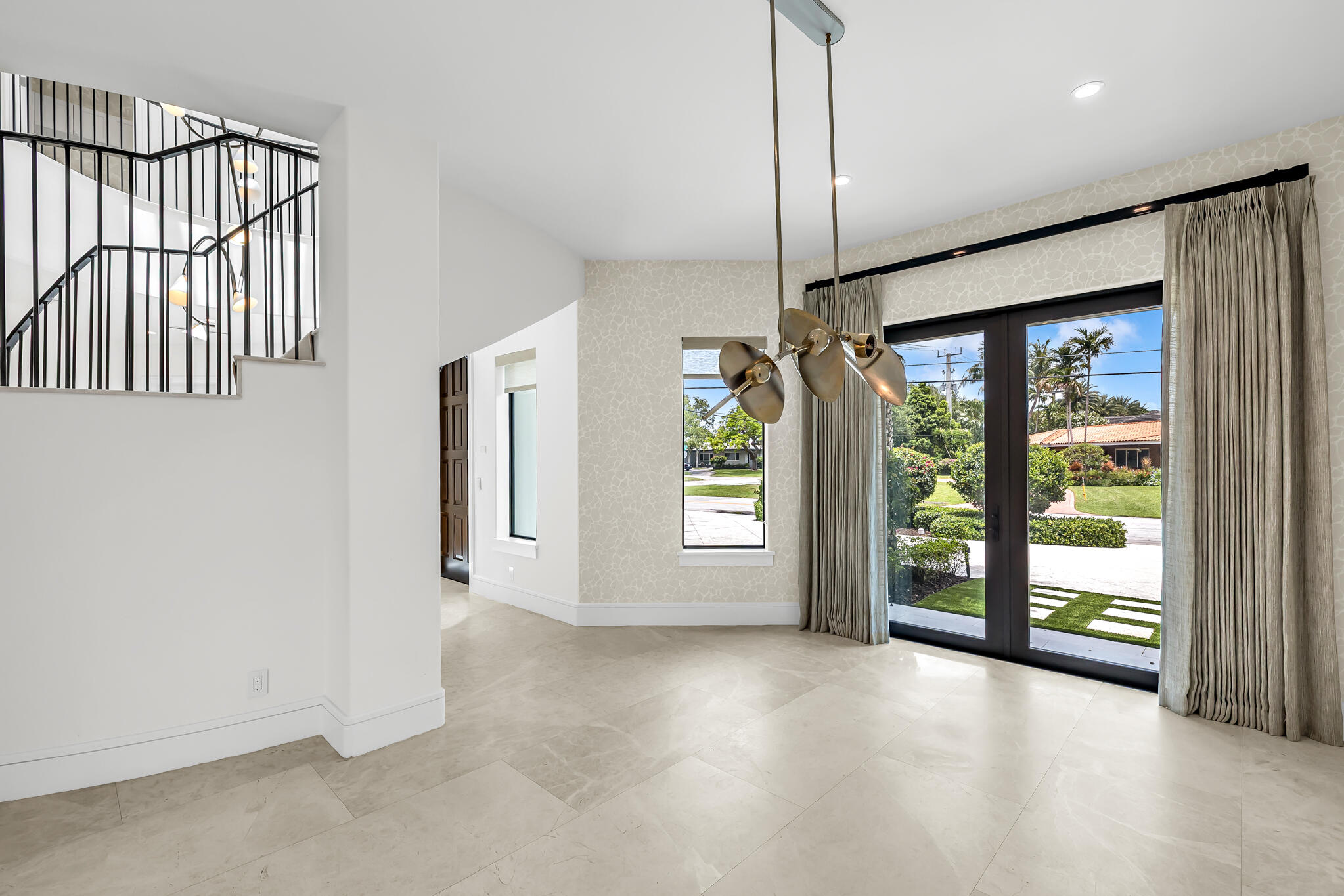 2300 NE 34th, Lighthouse Point FL 33064