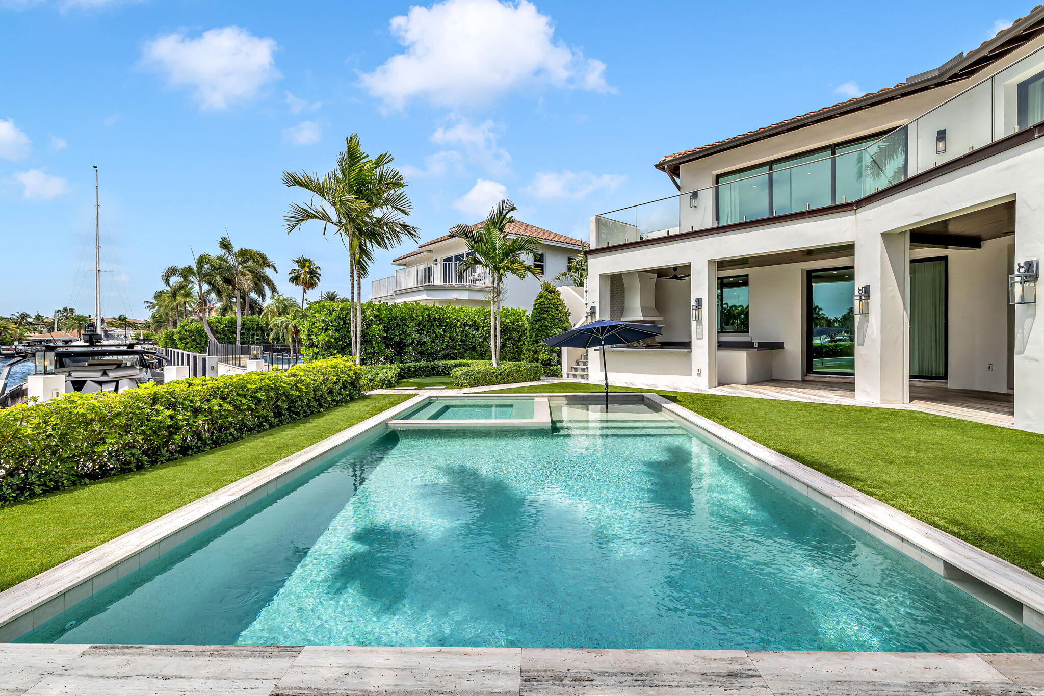 2300 NE 34th, Lighthouse Point FL 33064