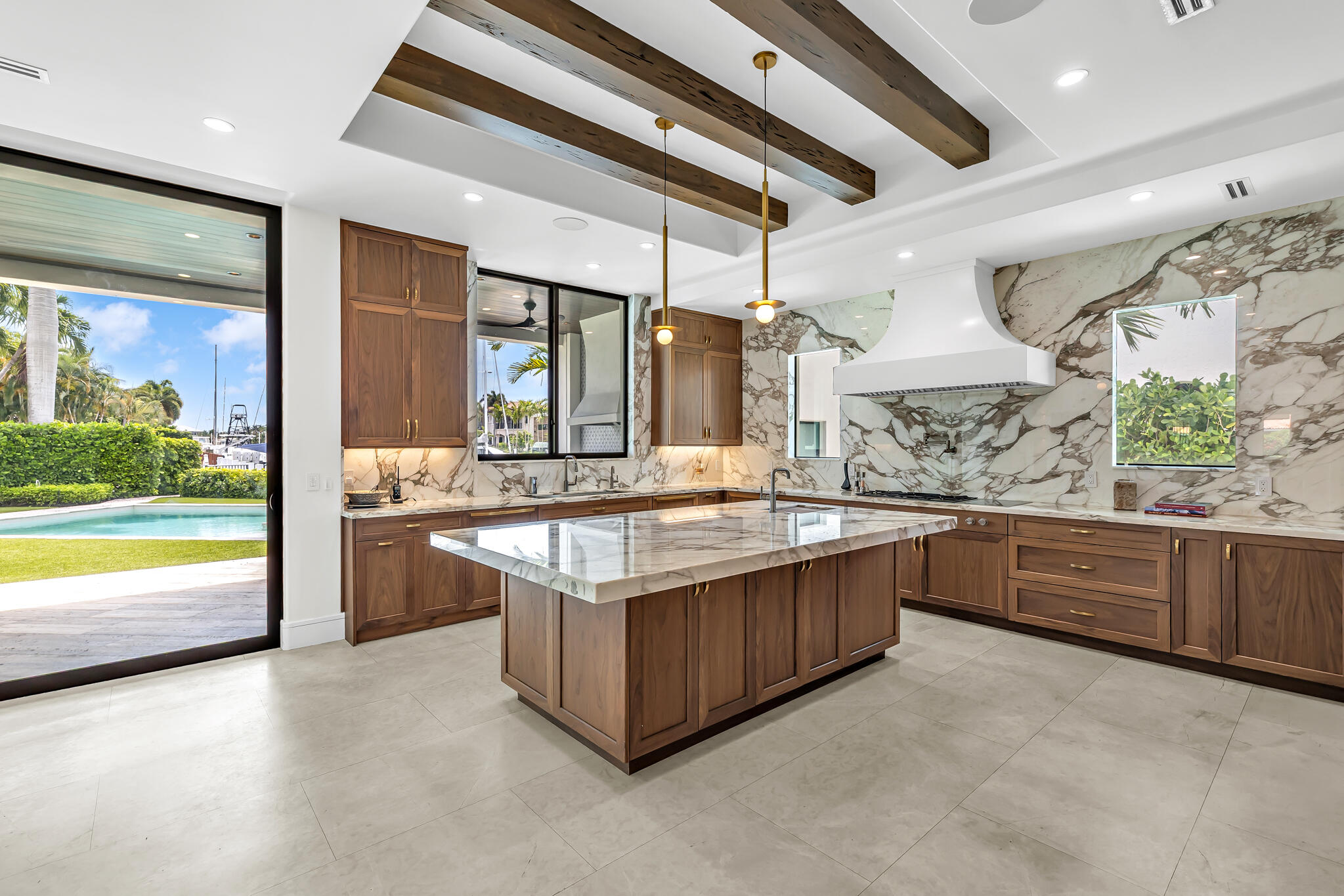 2300 NE 34th, Lighthouse Point FL 33064