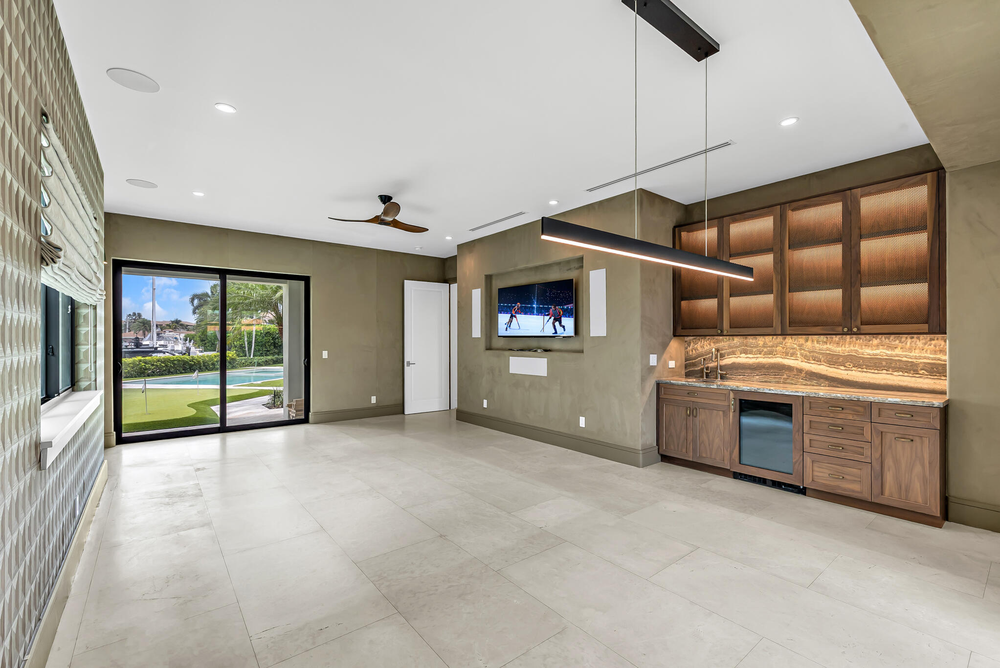 2300 NE 34th, Lighthouse Point FL 33064